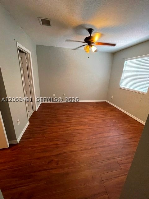 3558 Oleander Ter 3558 Property Photo 9