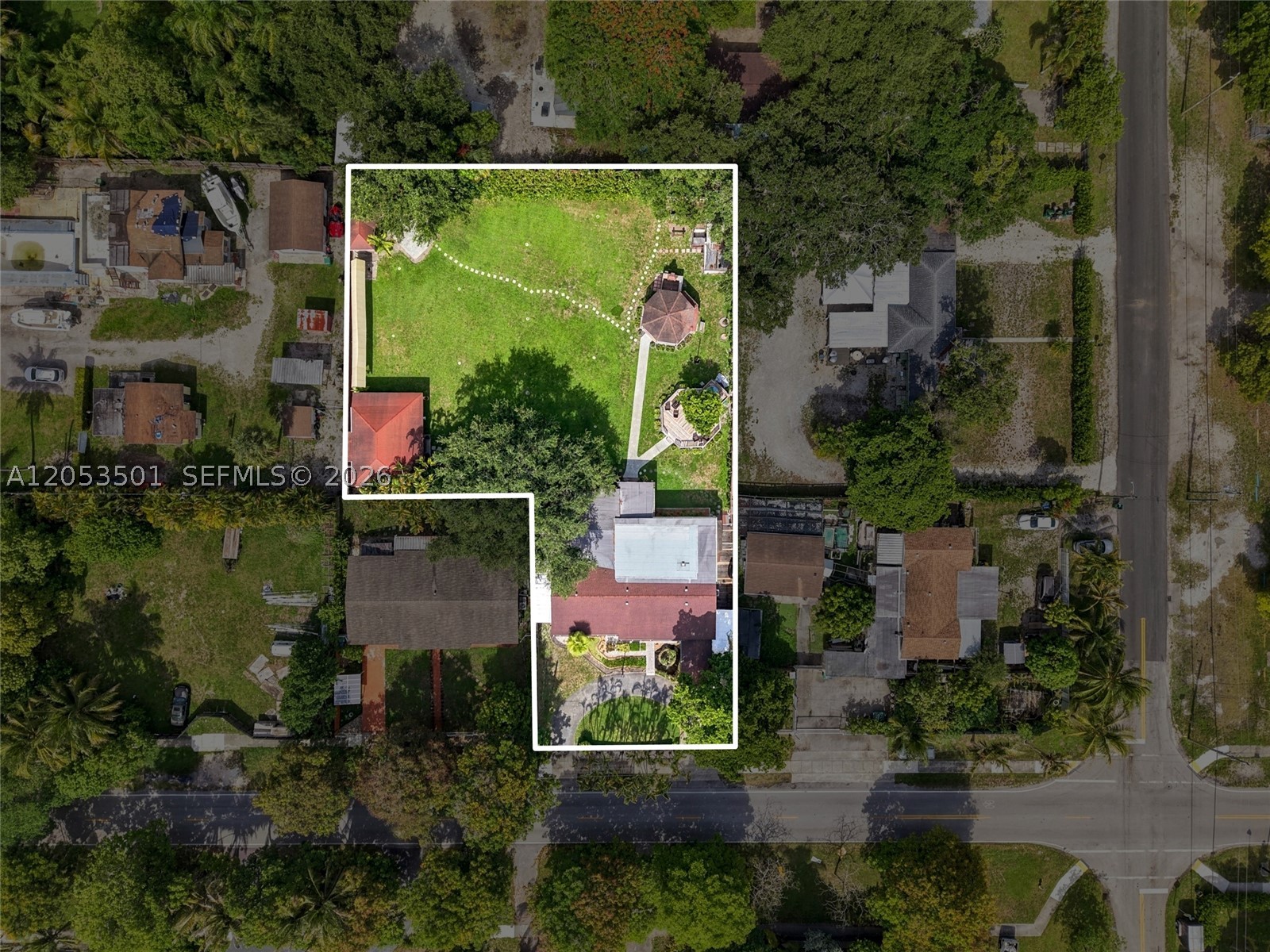 15425 N Miami Ave Property Photo 6
