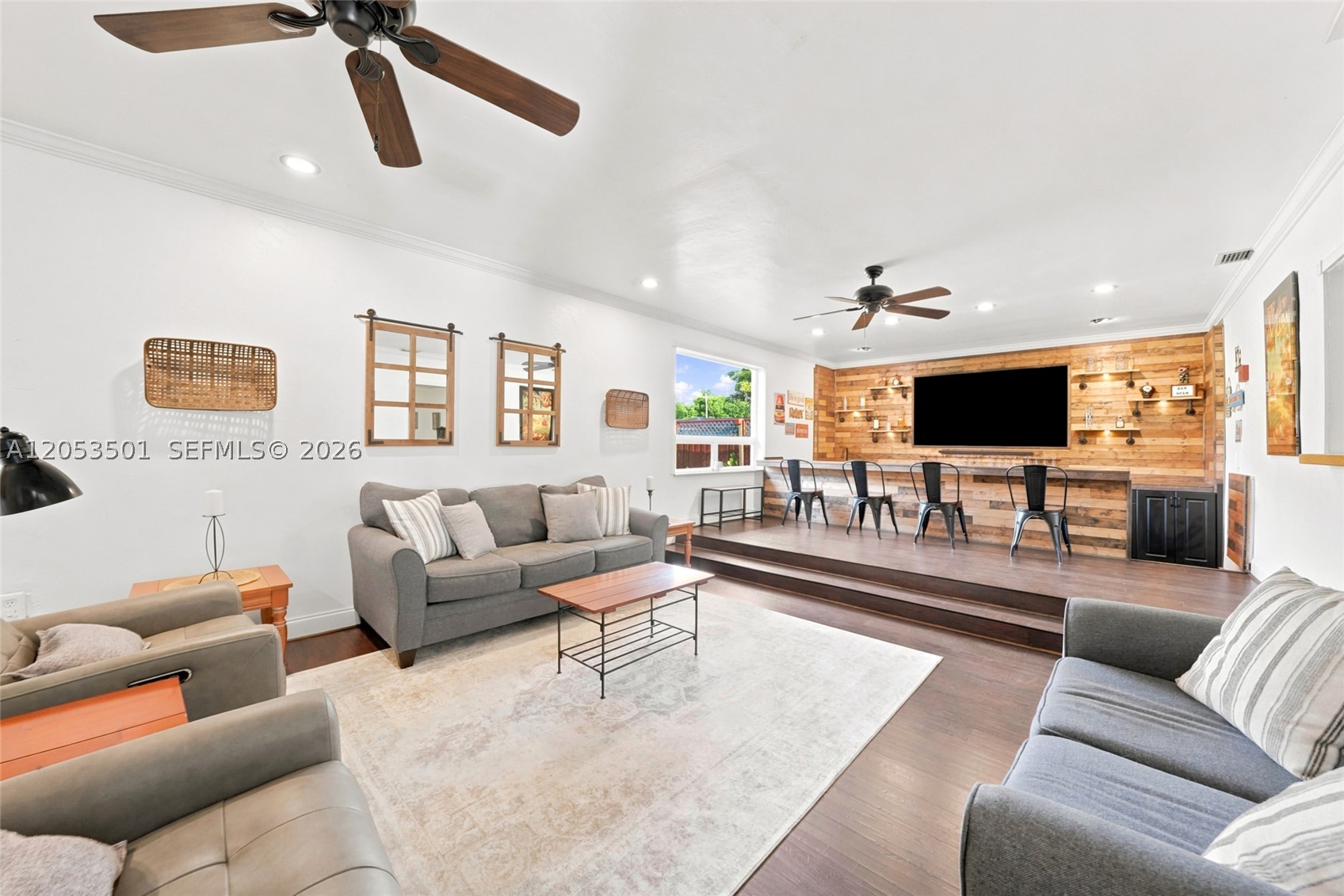 15425 N Miami Ave Property Photo 17