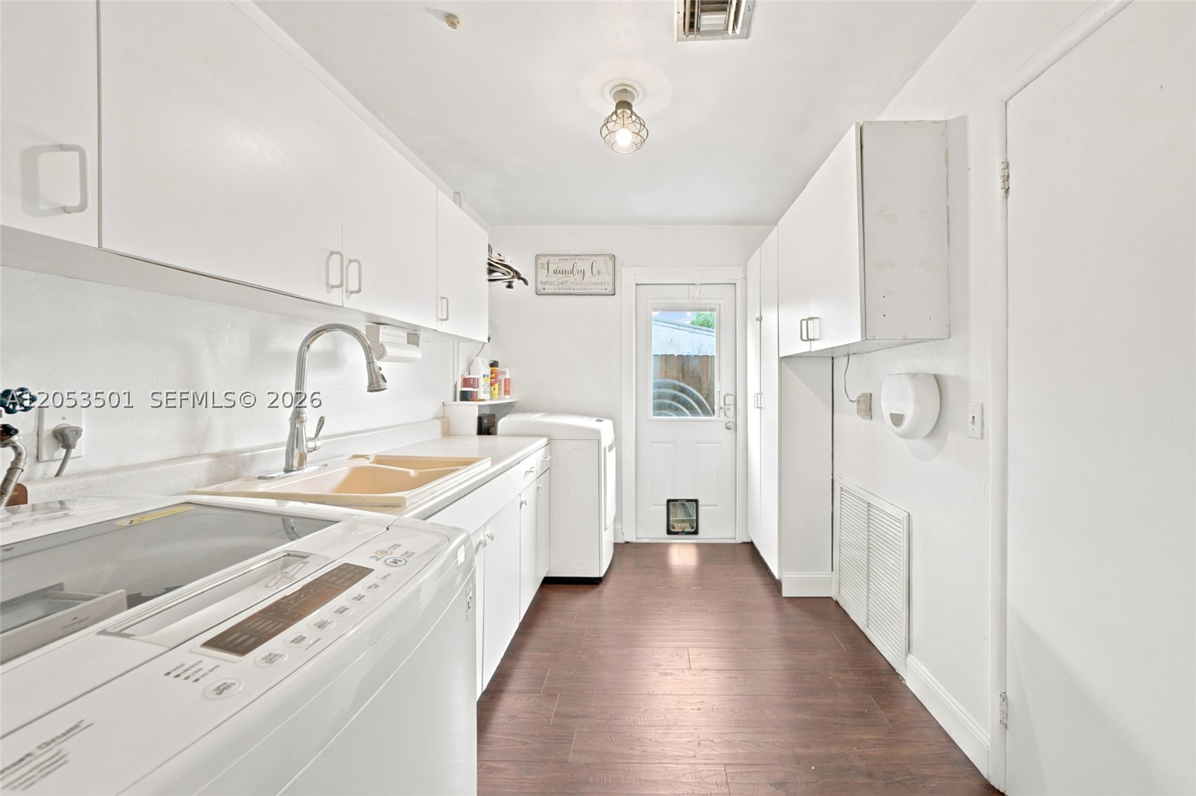 15425 N Miami Ave Property Photo 41