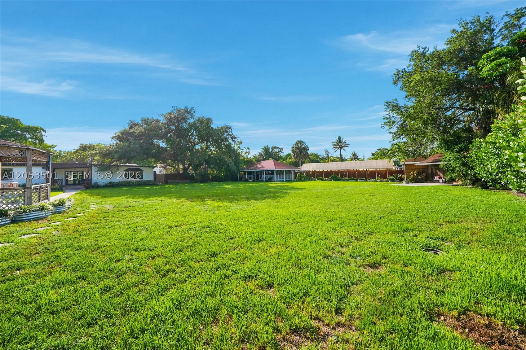 15425 N Miami Ave Property Photo 47