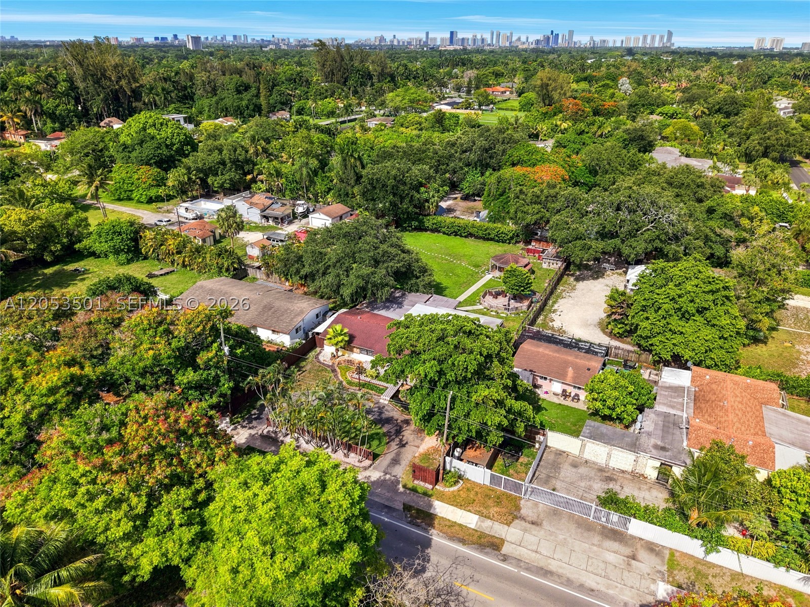 15425 N Miami Ave Property Photo 88