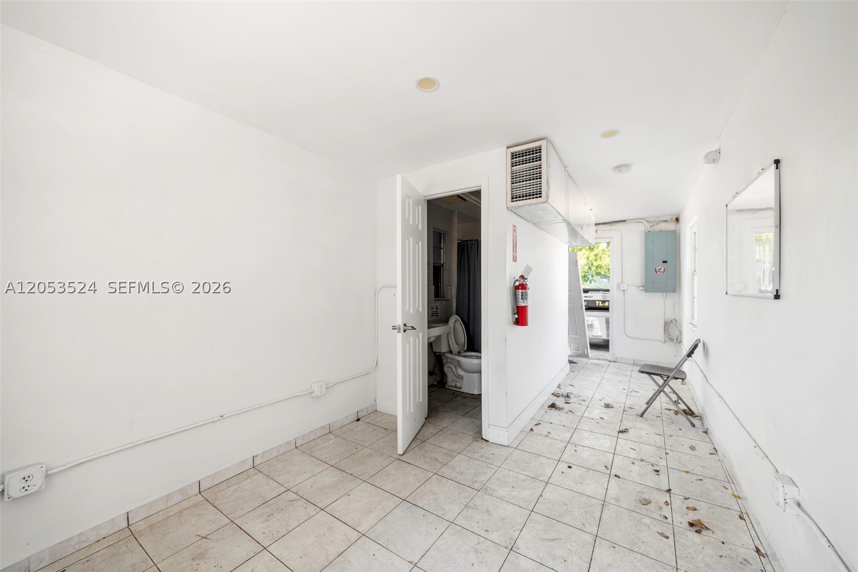 700 Nw 7th Ave Property Photo 12