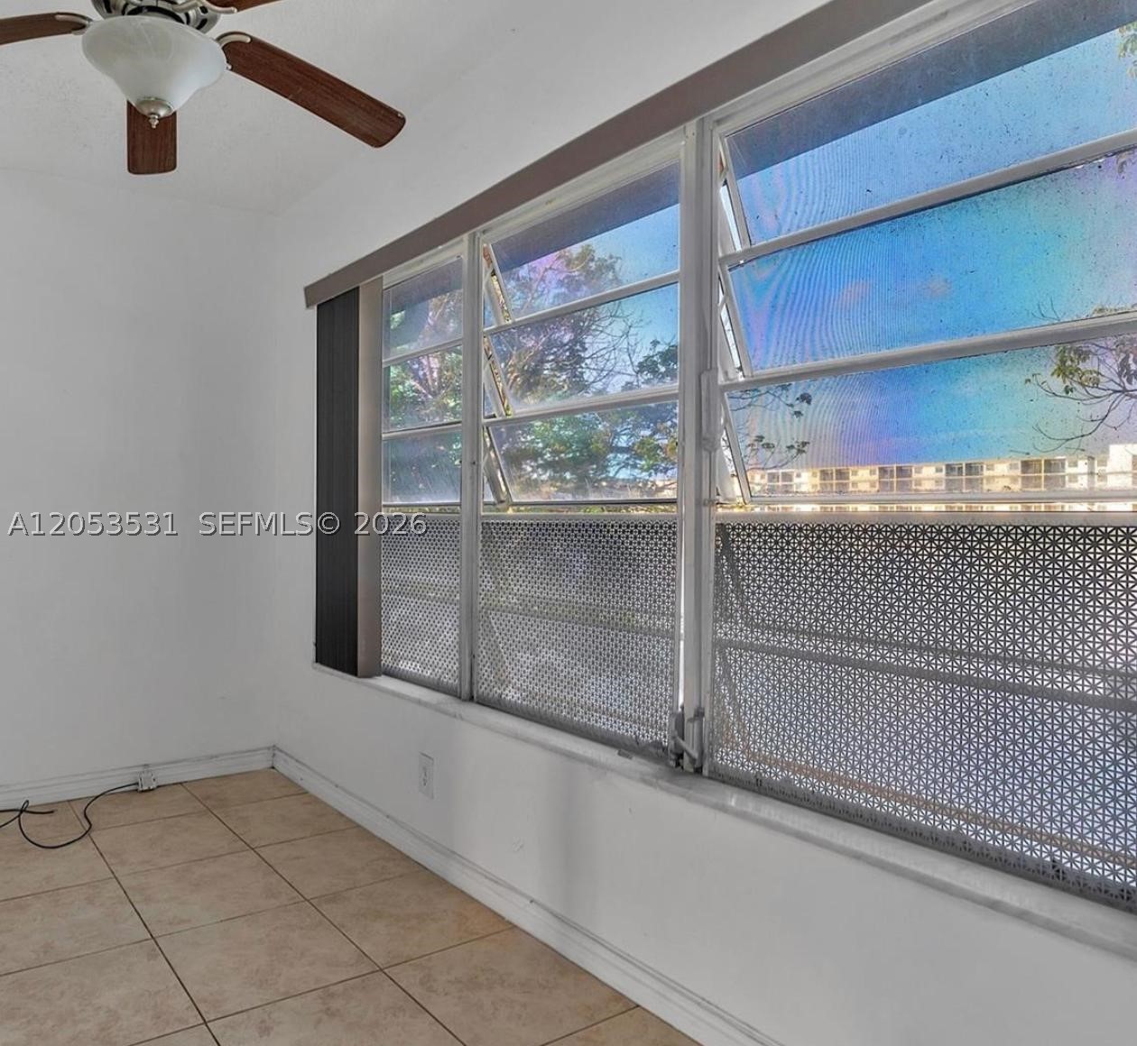 19105 Ne 2nd Ave 2118 Property Photo 13
