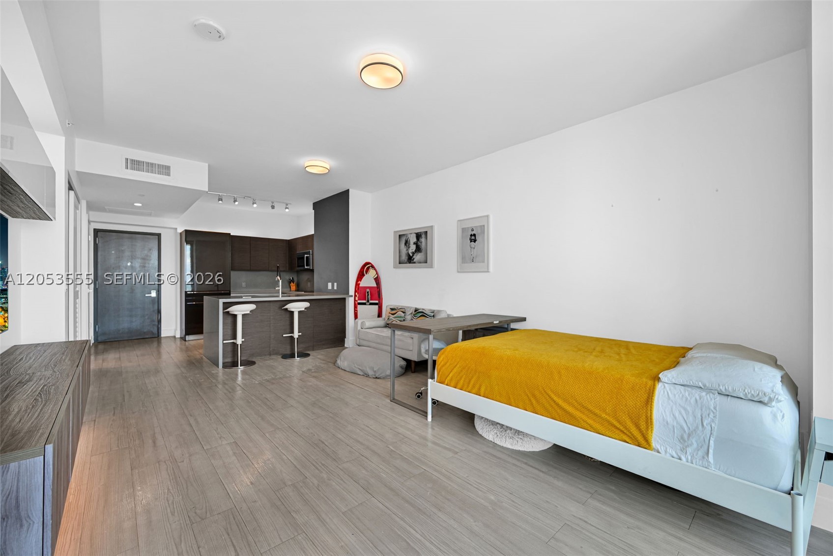 1080 Brickell Ave 3705 Property Photo 8