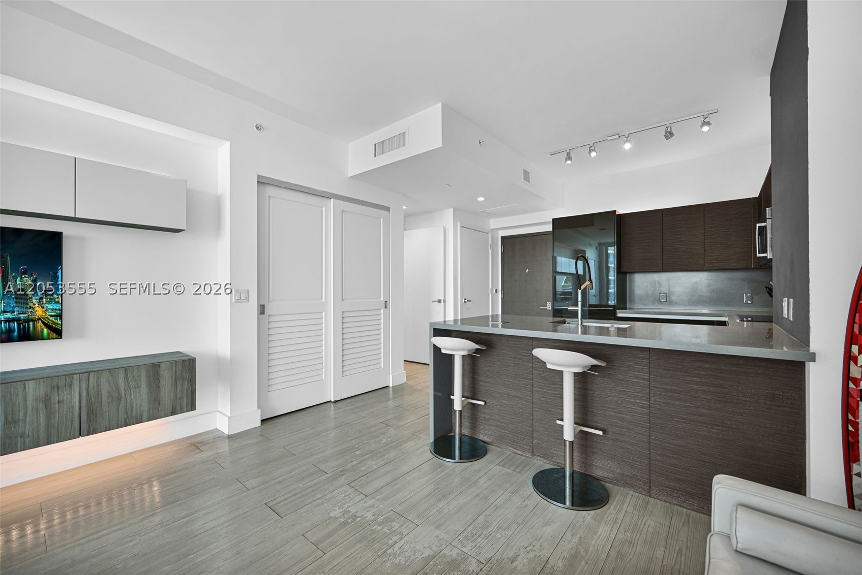 1080 Brickell Ave 3705 Property Photo 12
