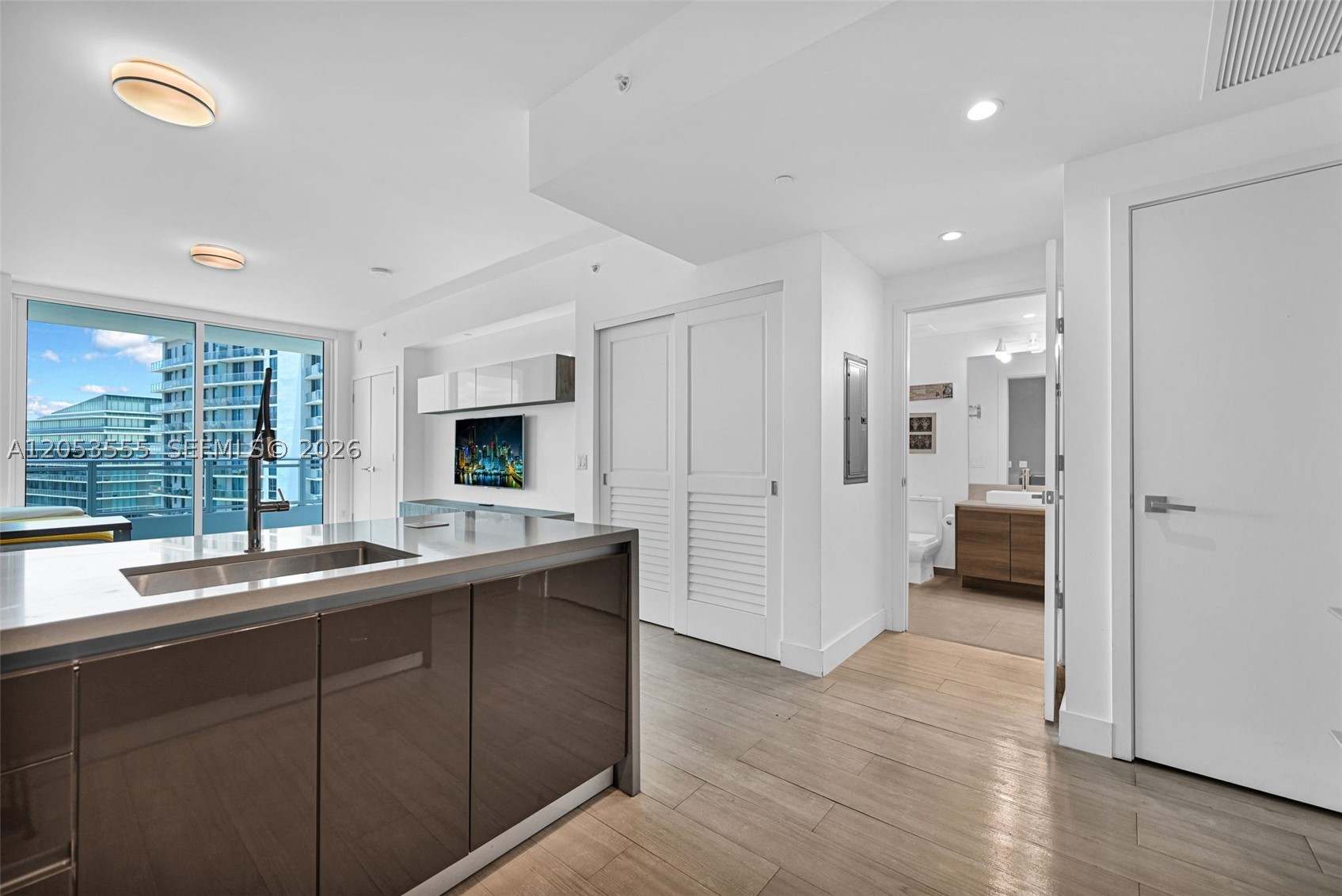 1080 Brickell Ave 3705 Property Photo 20
