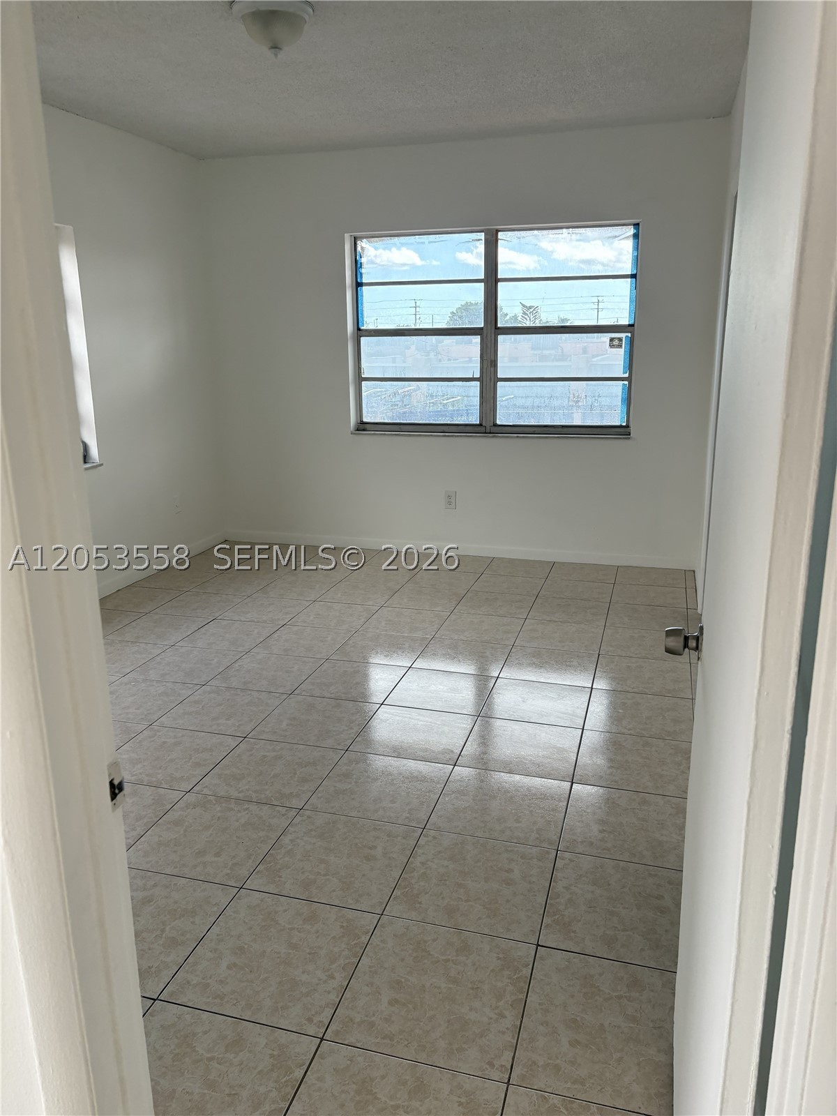 3675 W 11th Ave 319 Property Photo 10