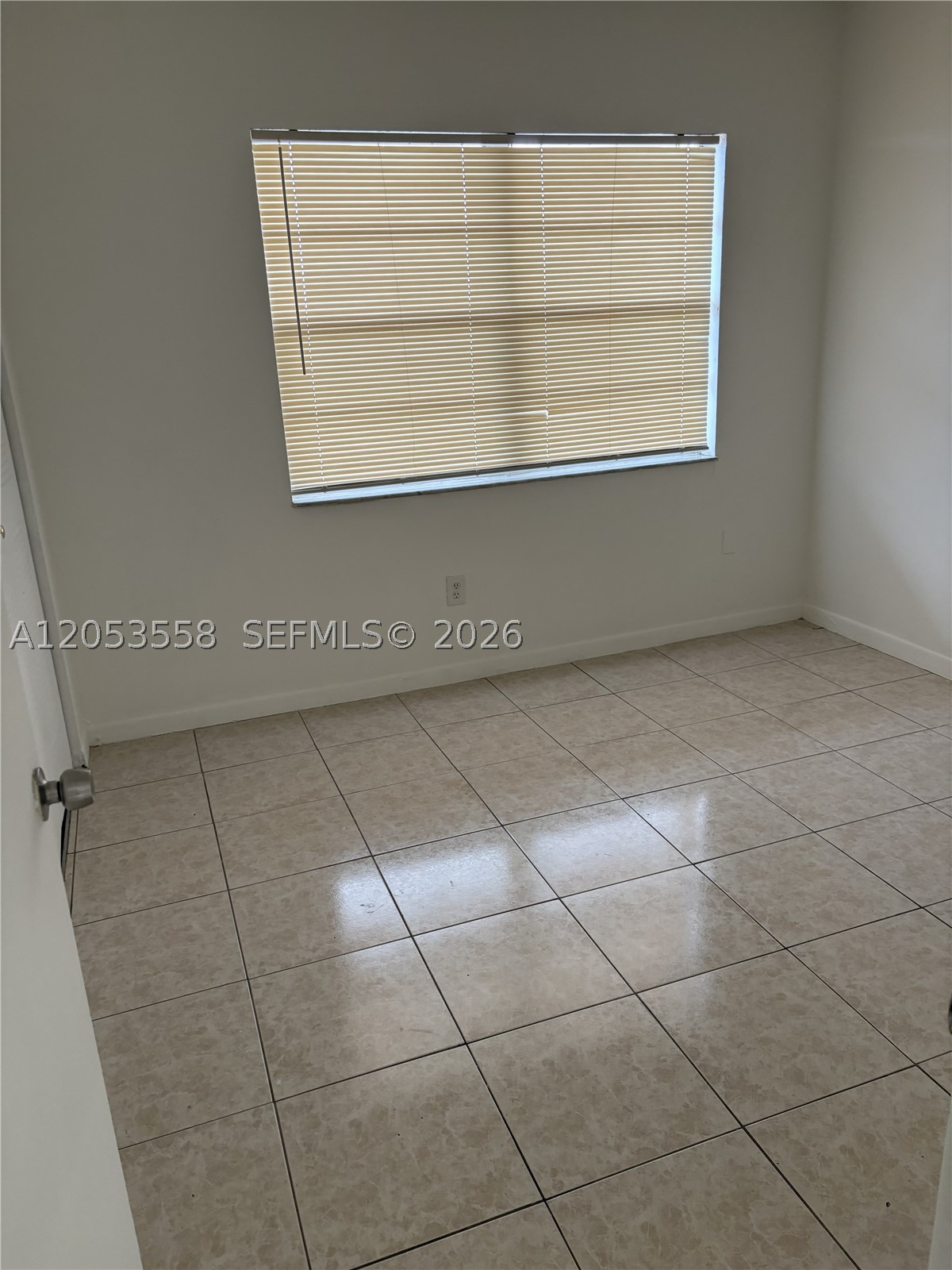 3675 W 11th Ave 319 Property Photo 14