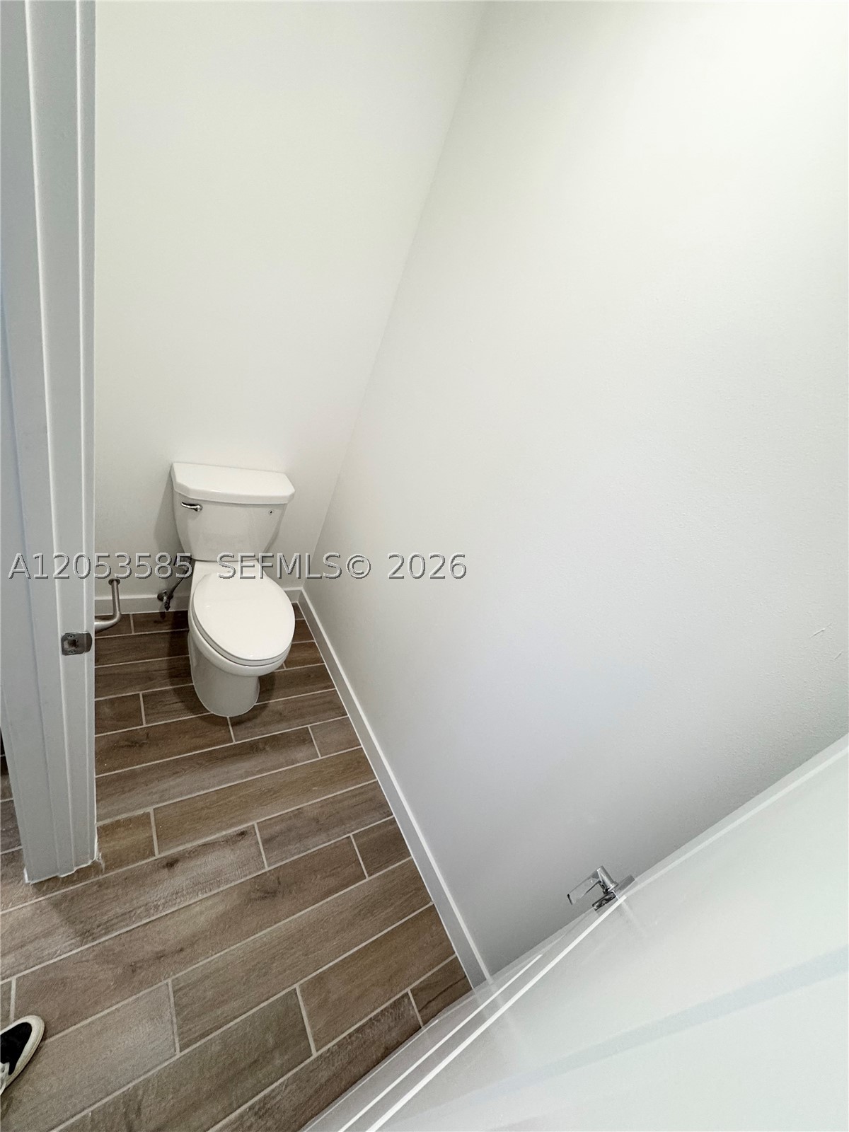 120 Ne 13th Terrace 120 Property Photo 5
