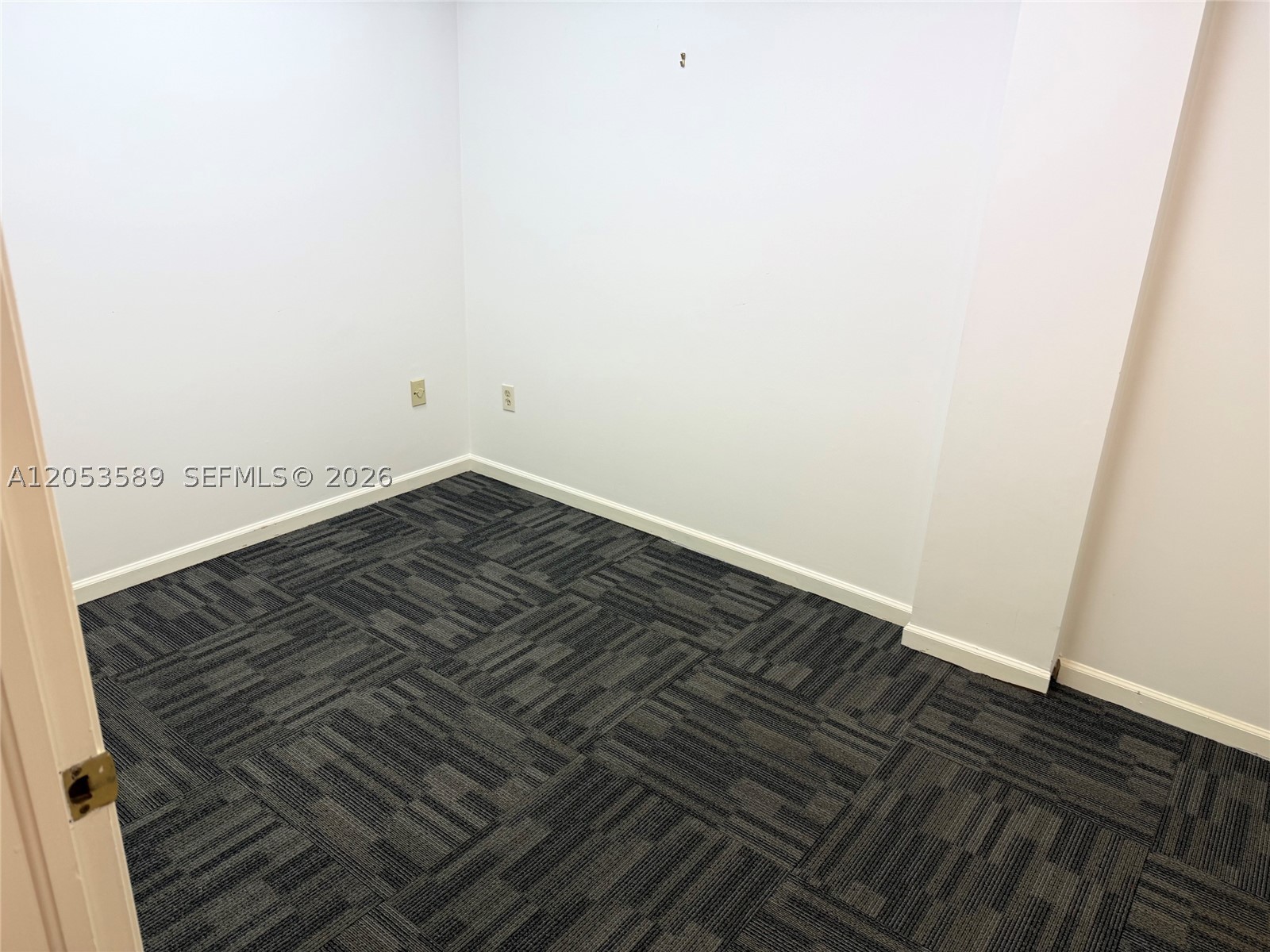 4627 Ponce De Leon Blvd Property Photo 19