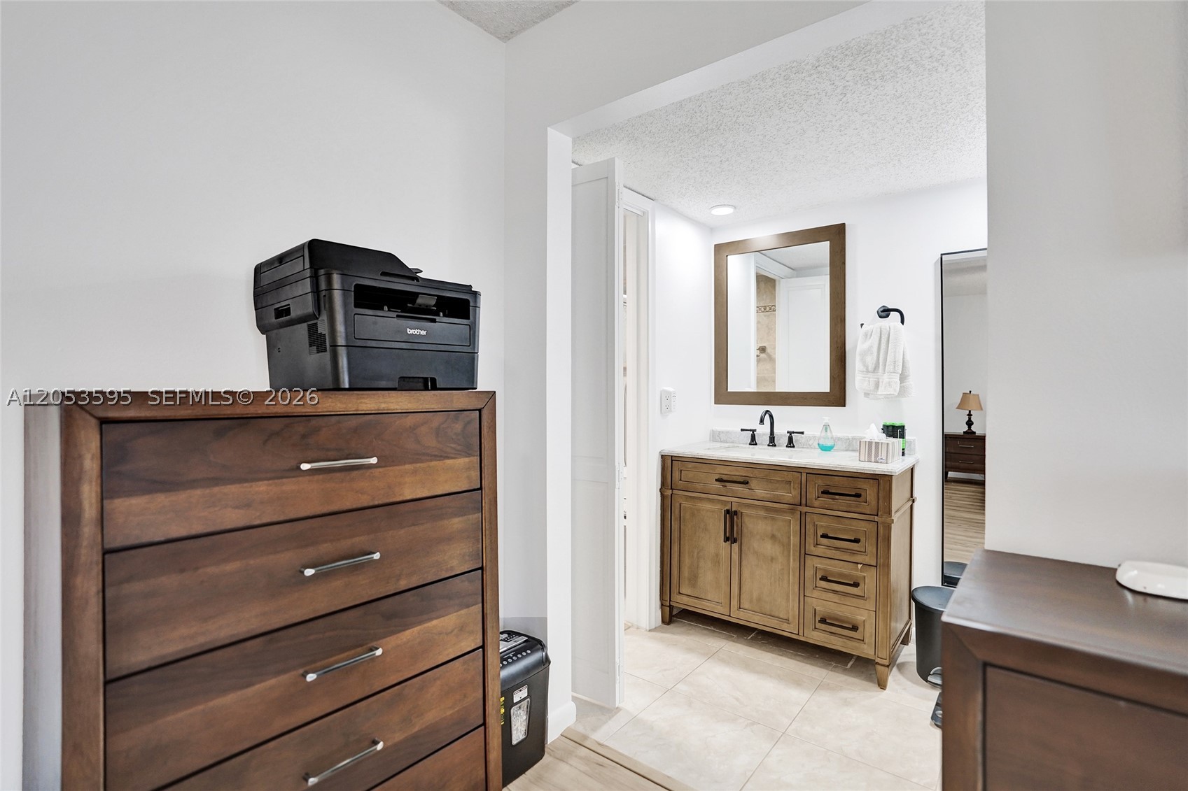 208 Greenbrier C 208 Property Photo 31