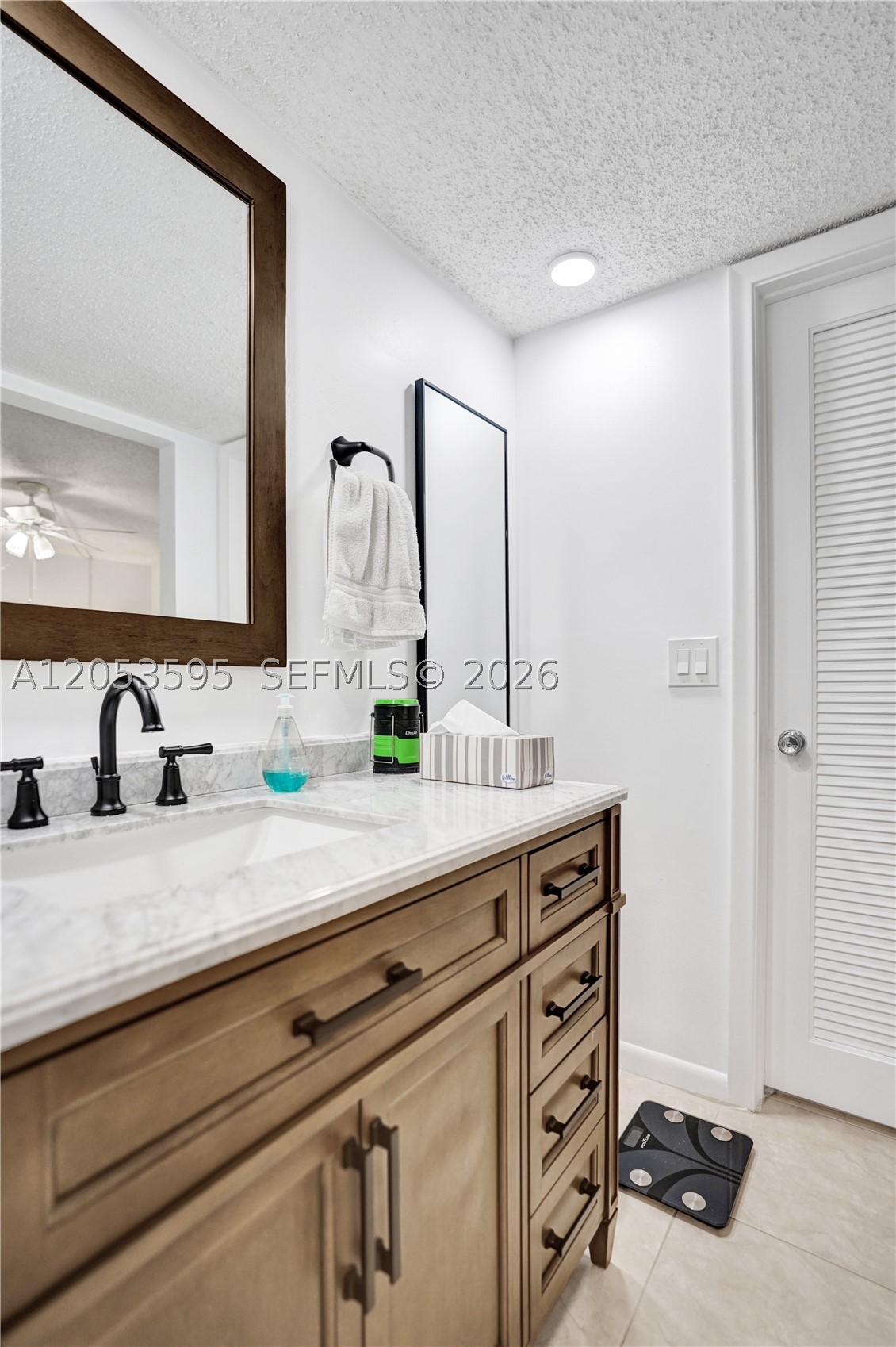 208 Greenbrier C 208 Property Photo 36