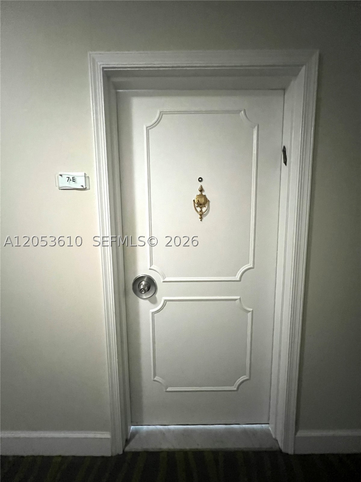 5838 Collins Ave 7e Property Photo 4