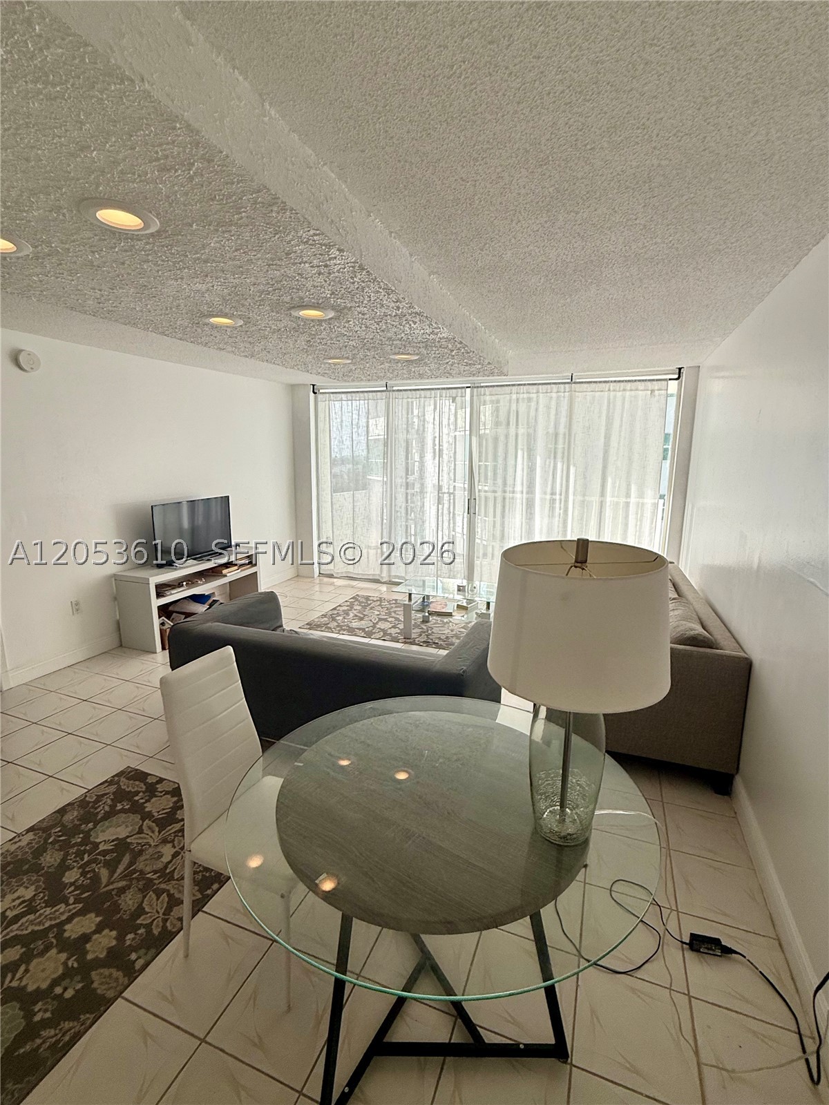 5838 Collins Ave 7e Property Photo 8