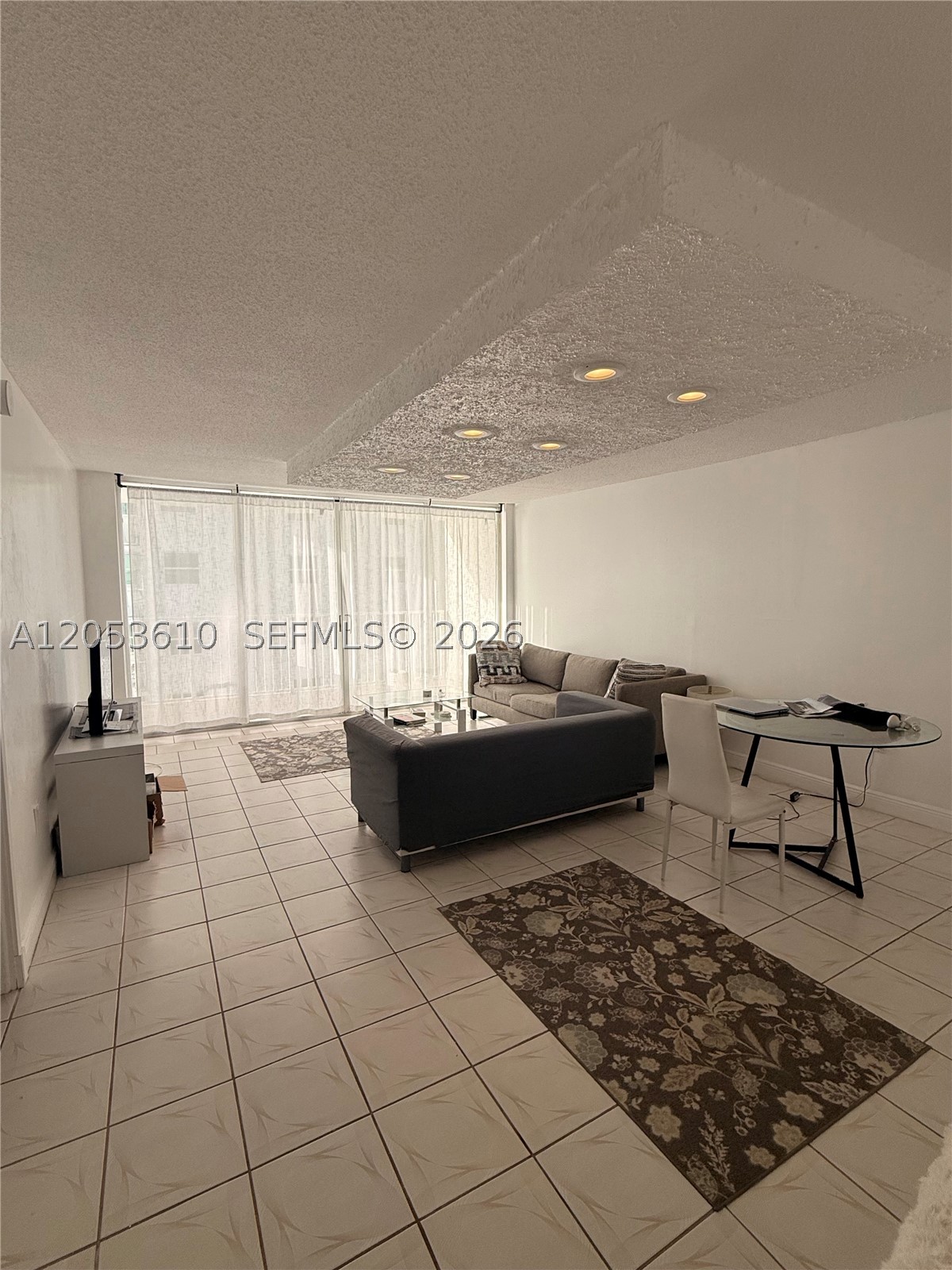 5838 Collins Ave 7e Property Photo 9
