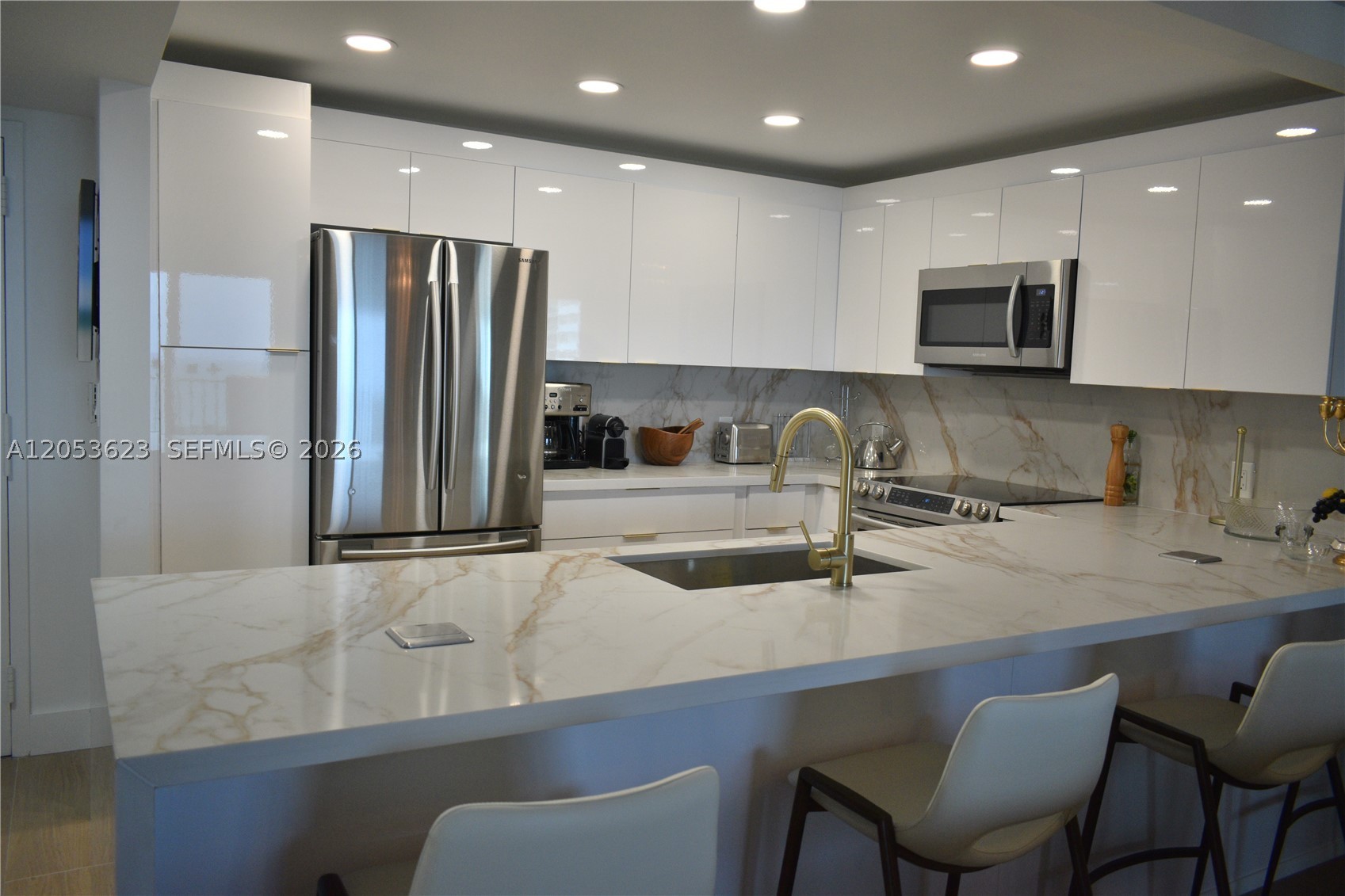 1865 S Ocean Dr 14n Property Photo 8