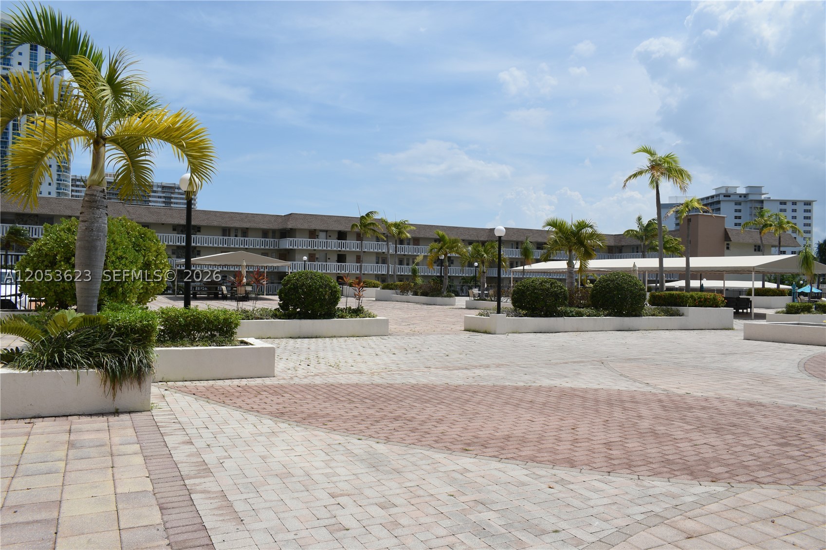 1865 S Ocean Dr 14n Property Photo 18