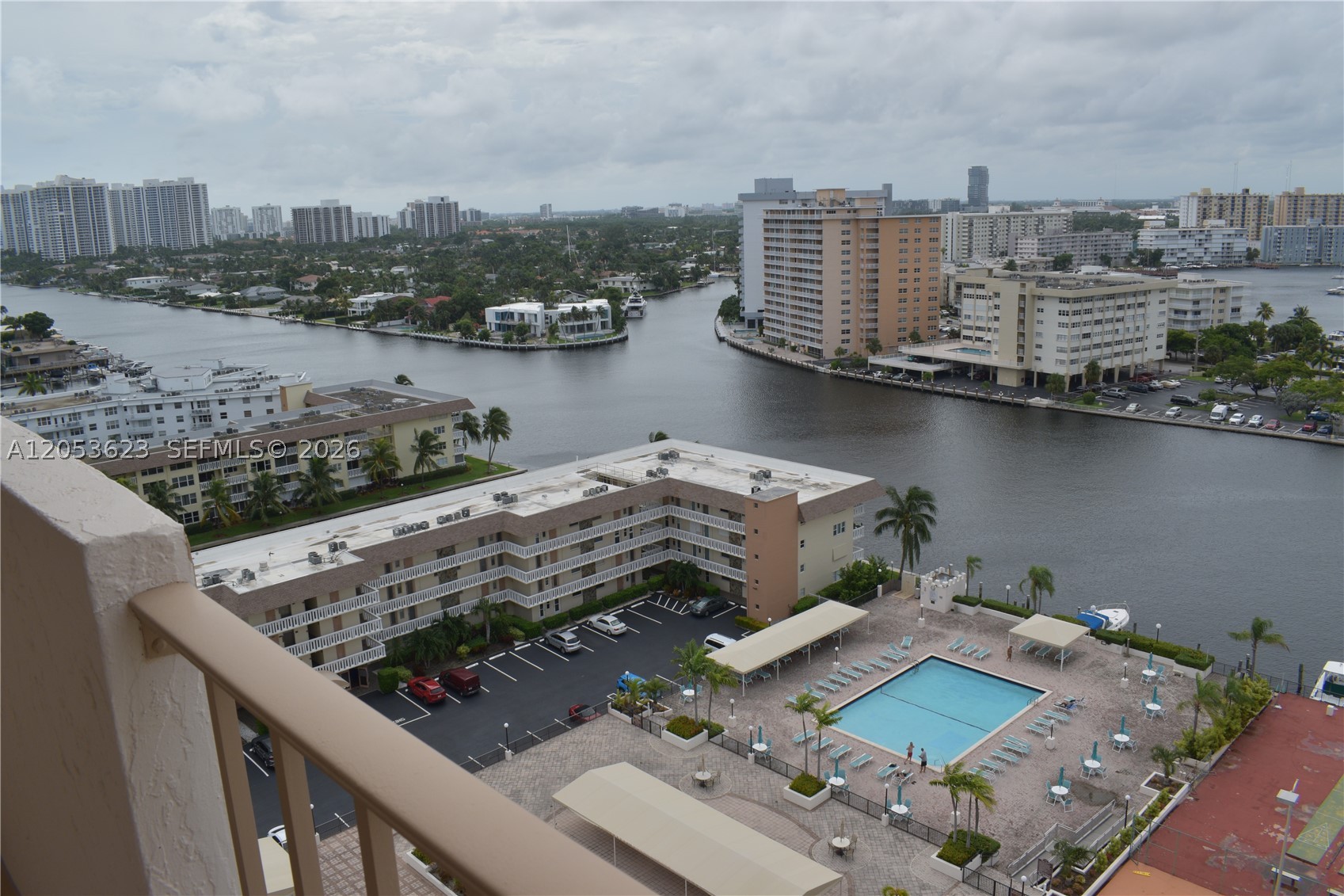 1865 S Ocean Dr 14n Property Photo 53