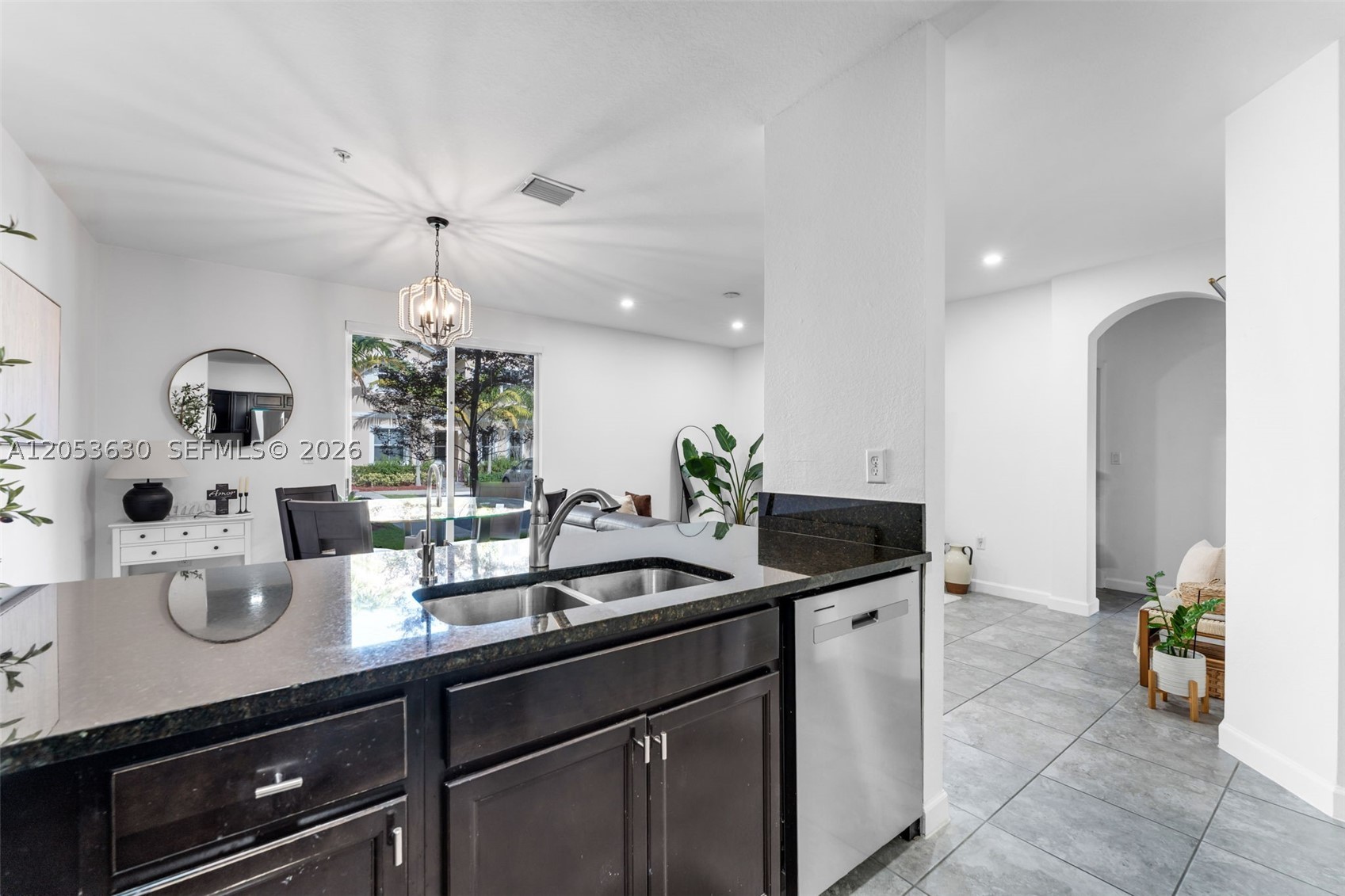 134 Se 28th Ter 10 Property Photo 11