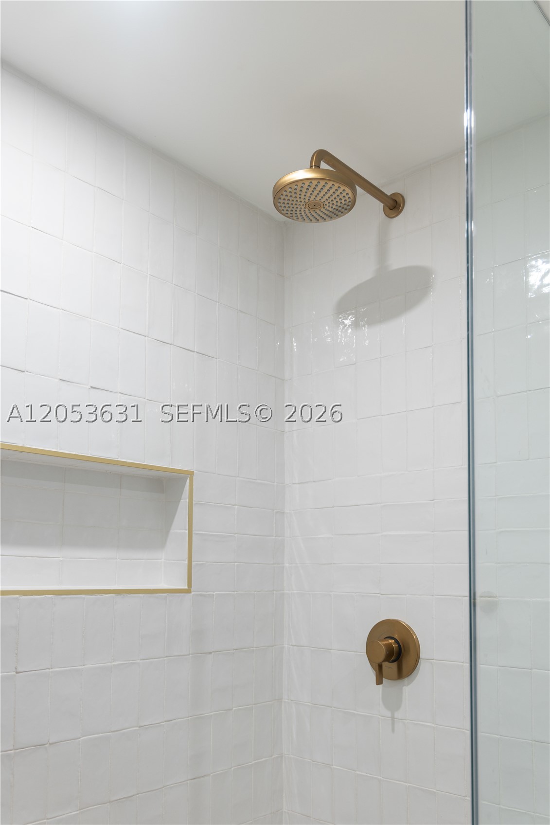 90 Ne 32nd St 815 Property Photo 19