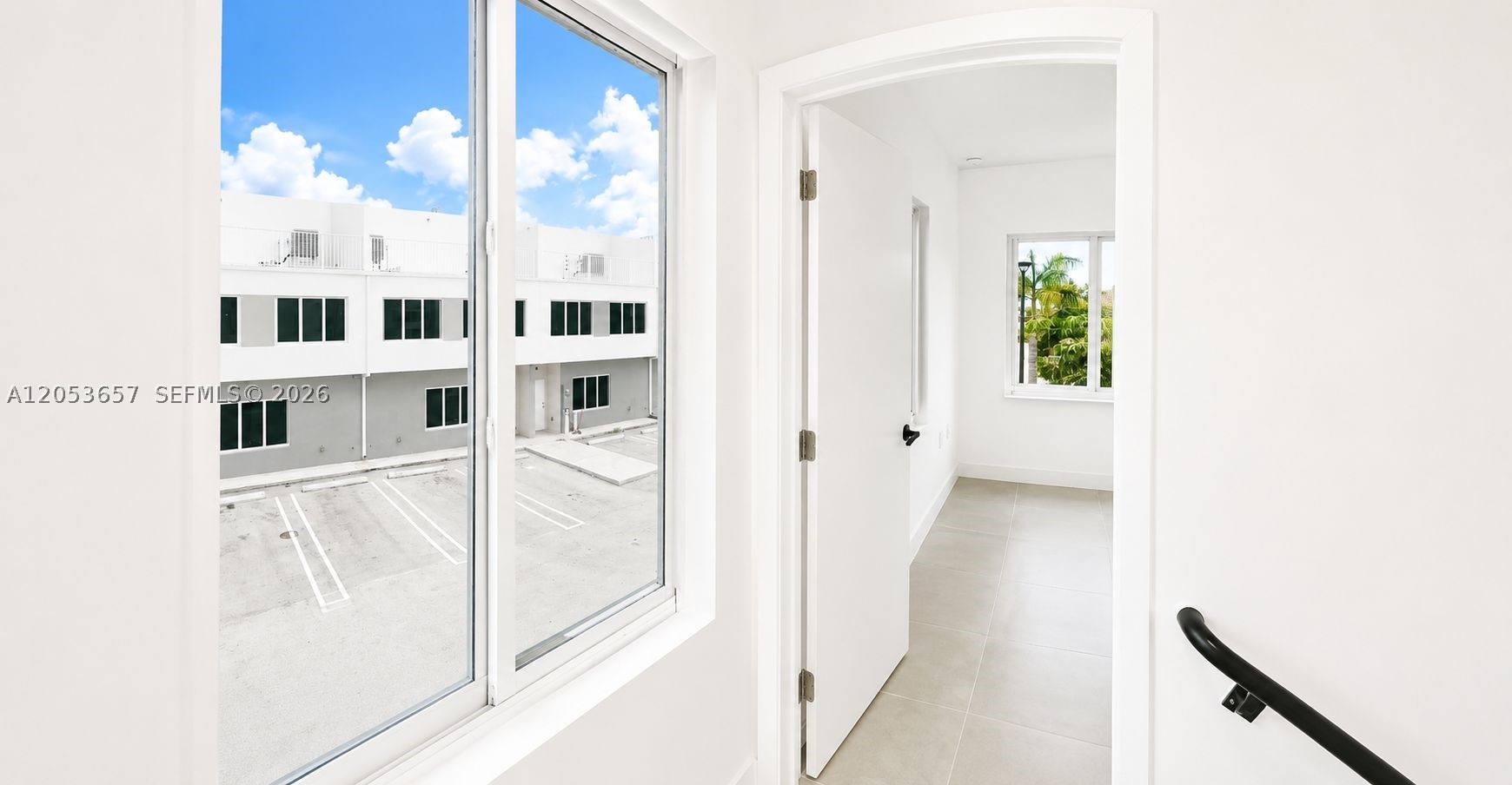 A12053657 Property Photo 8
