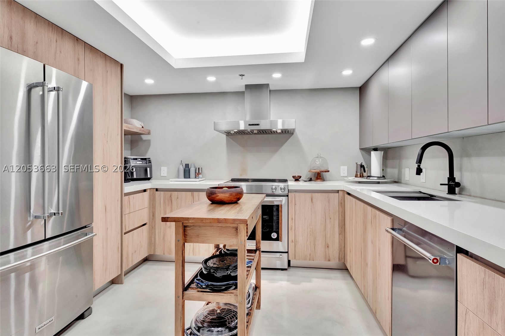 1627 Brickell Ave 1202 Property Photo 17