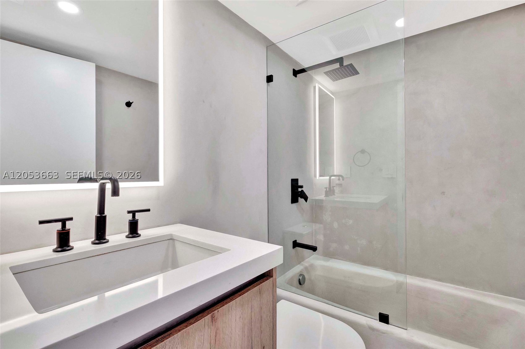 1627 Brickell Ave 1202 Property Photo 22