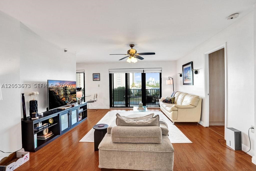 1201 S Ocean Dr 310n Property Photo 3