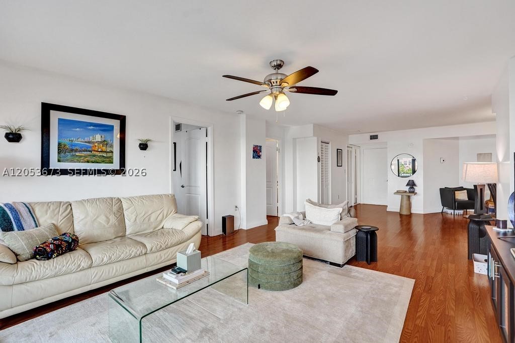 1201 S Ocean Dr 310n Property Photo 5