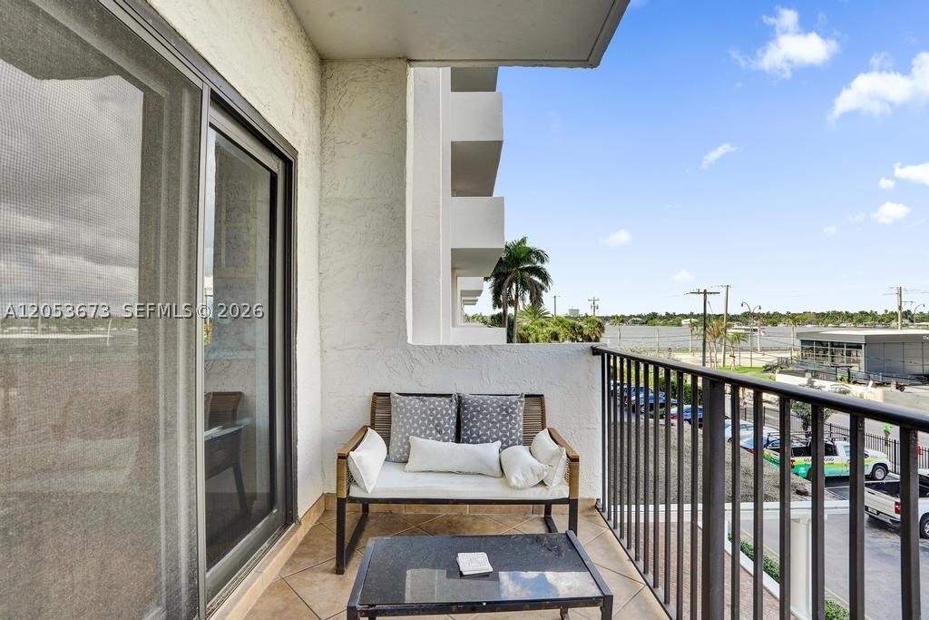 1201 S Ocean Dr 310n Property Photo 14