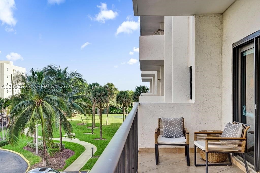 1201 S Ocean Dr 310n Property Photo 15