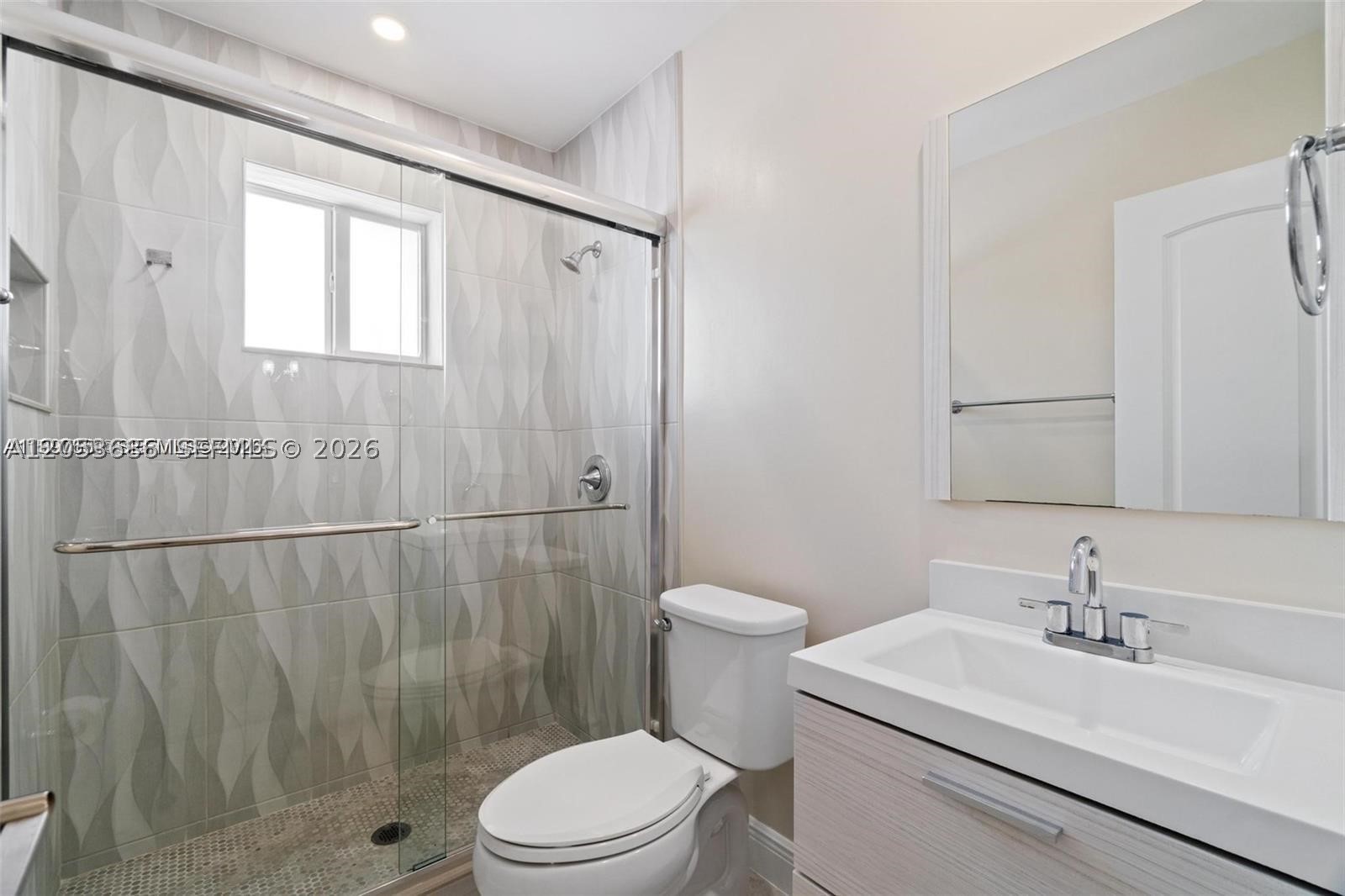 330 W 74th Pl 330 Property Photo 20