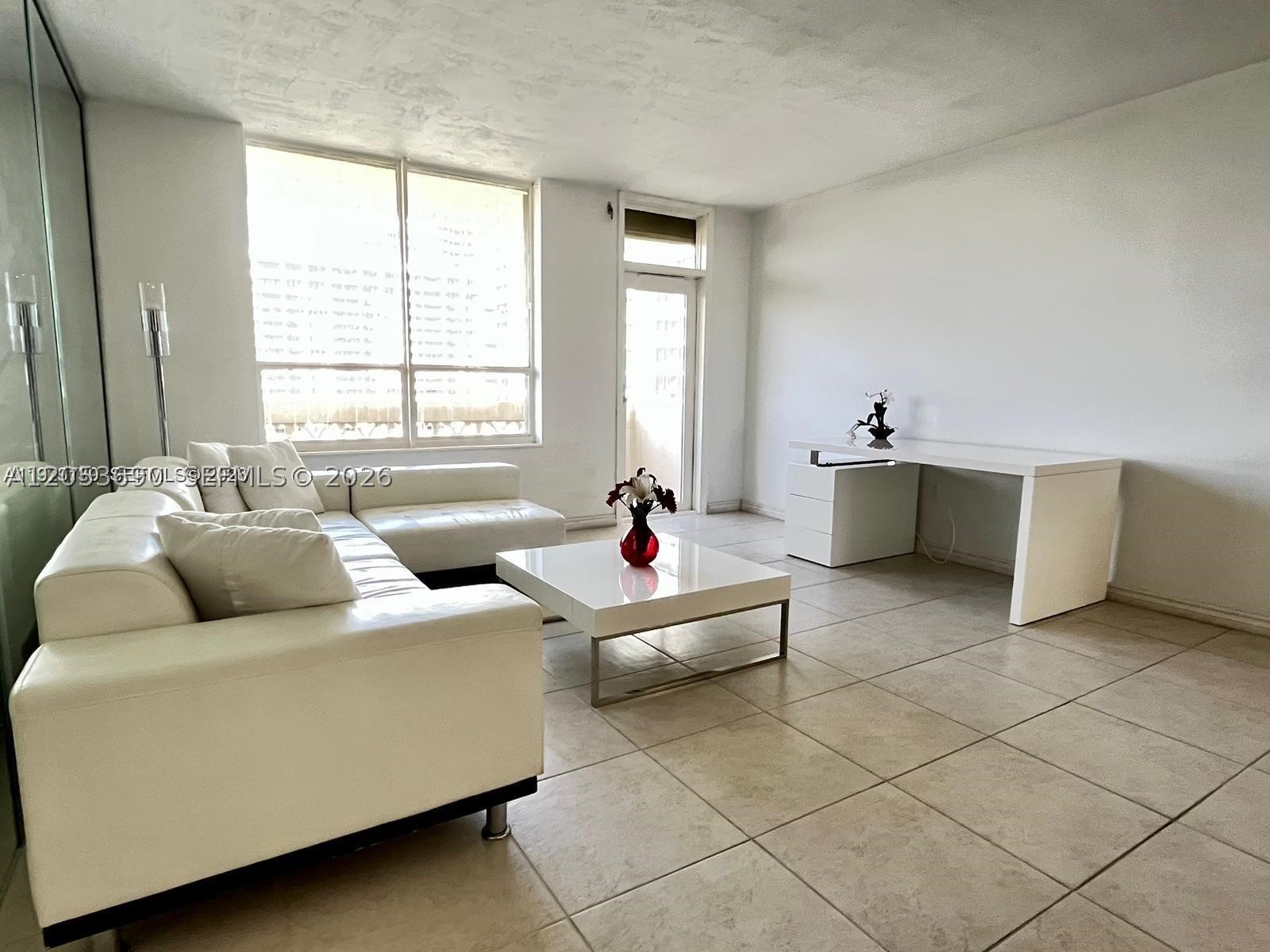 10185 Collins Ave 1103 Property Photo 9