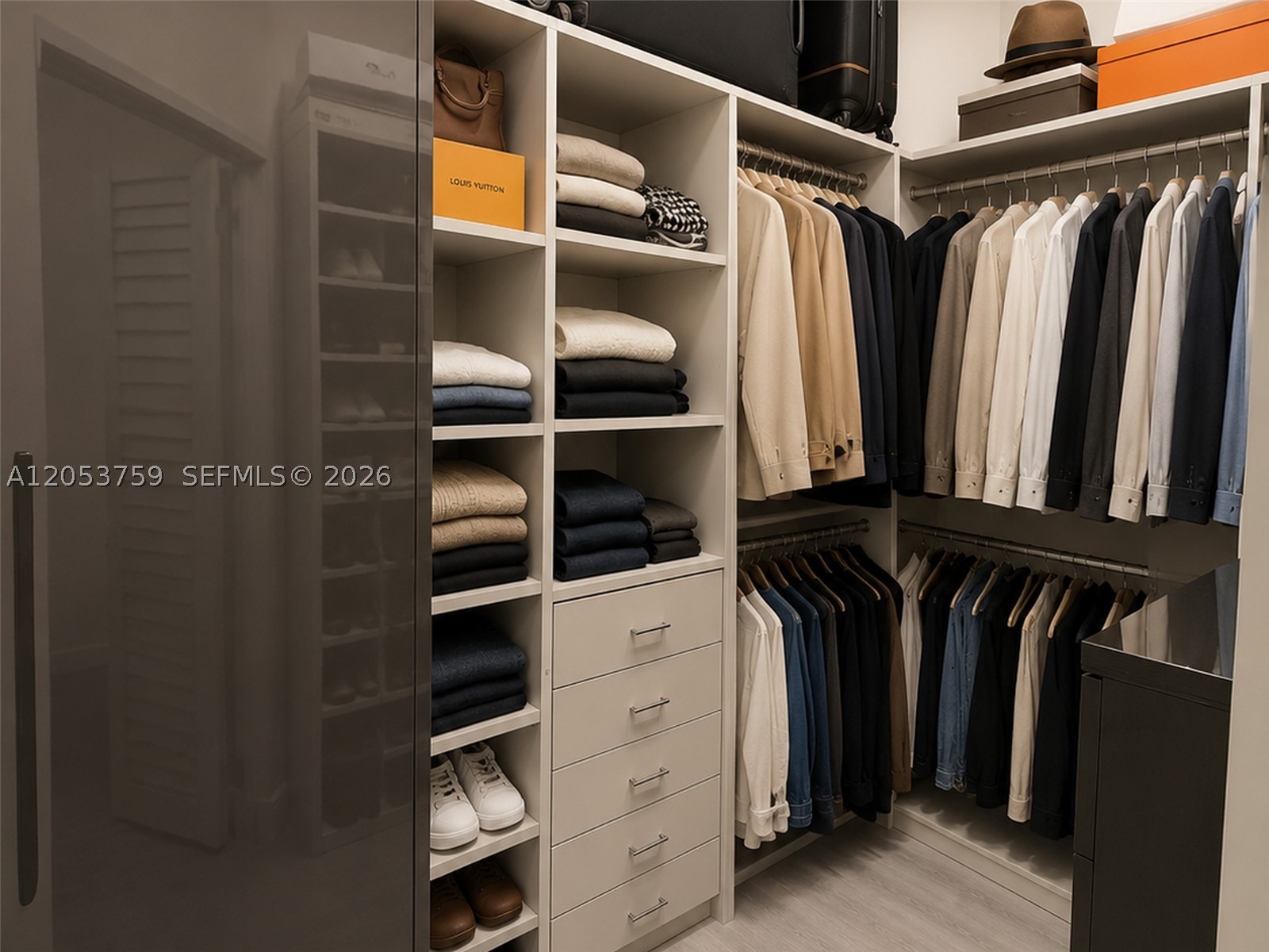 A12053759 Property Photo 19