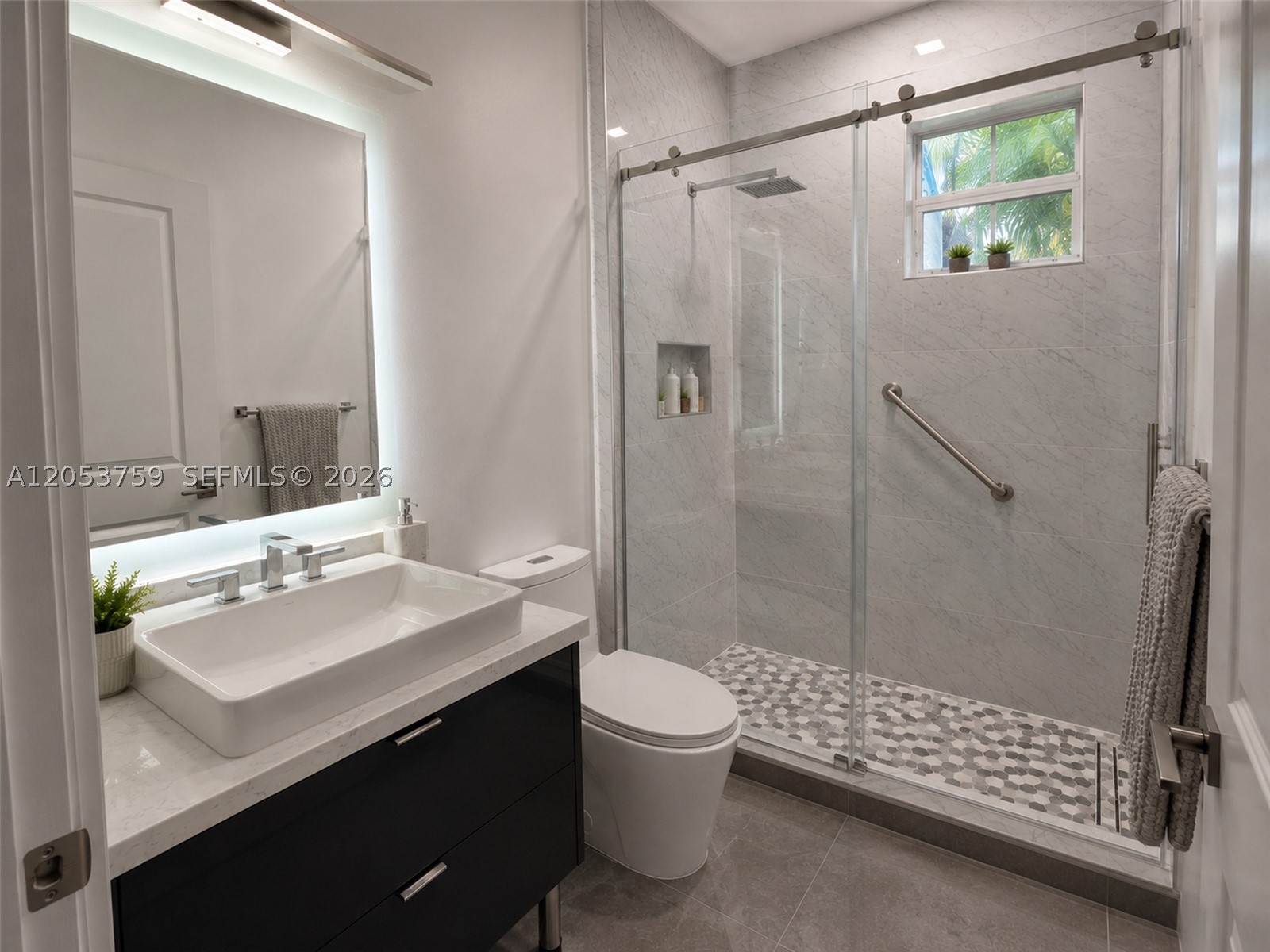 A12053759 Property Photo 21