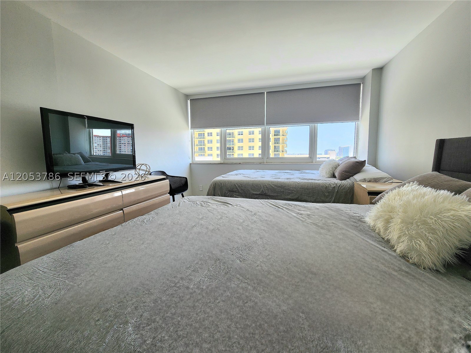 2030 S Ocean Dr 810 Property Photo 12