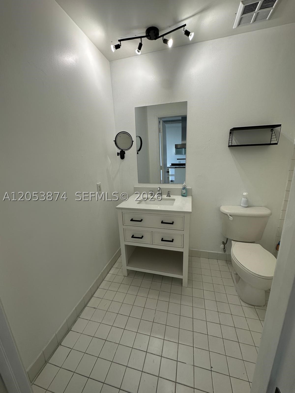 10 Sw South River Dr 802 Property Photo 6