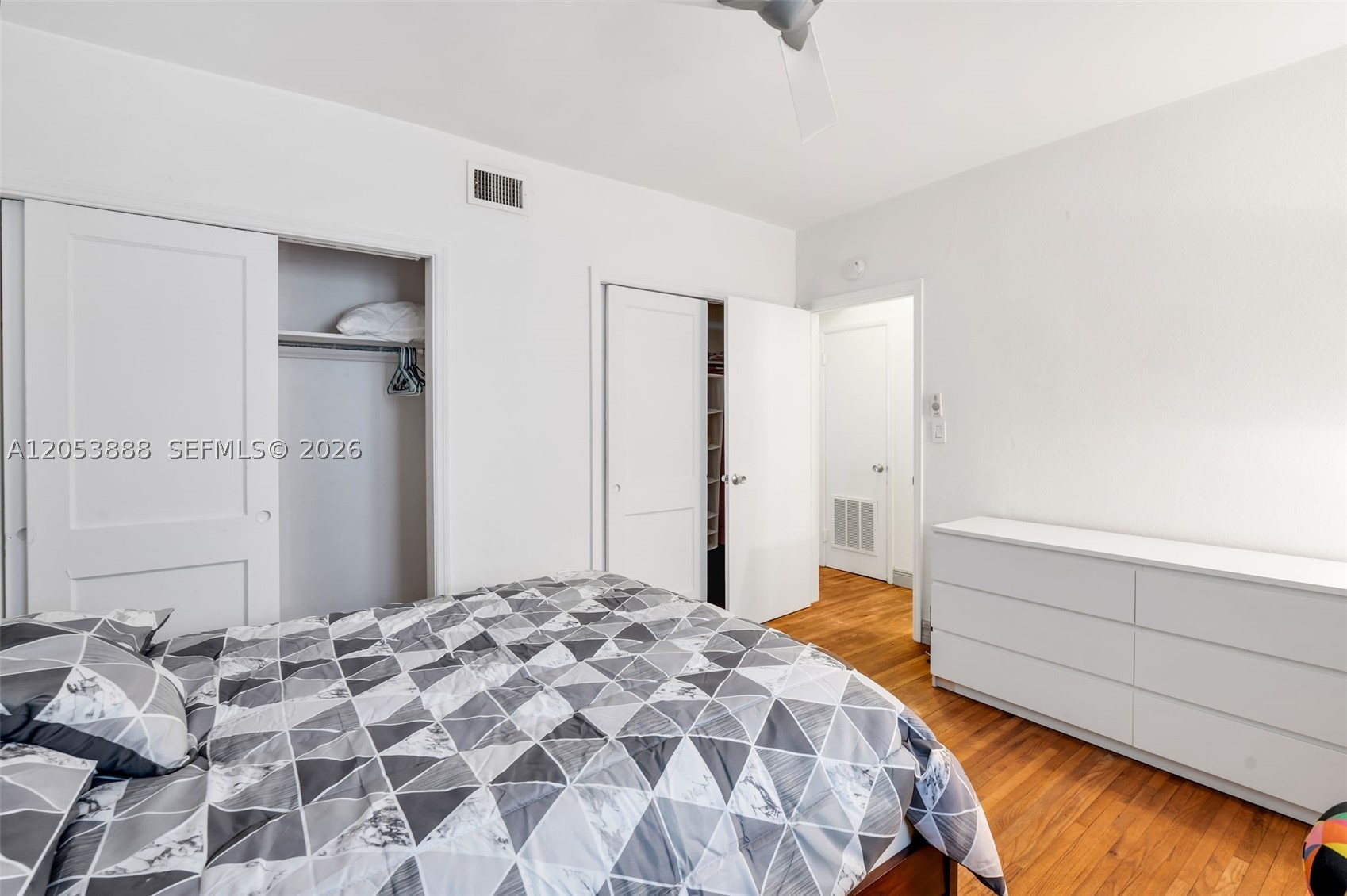 1551 Michigan Ave 12 Property Photo 10