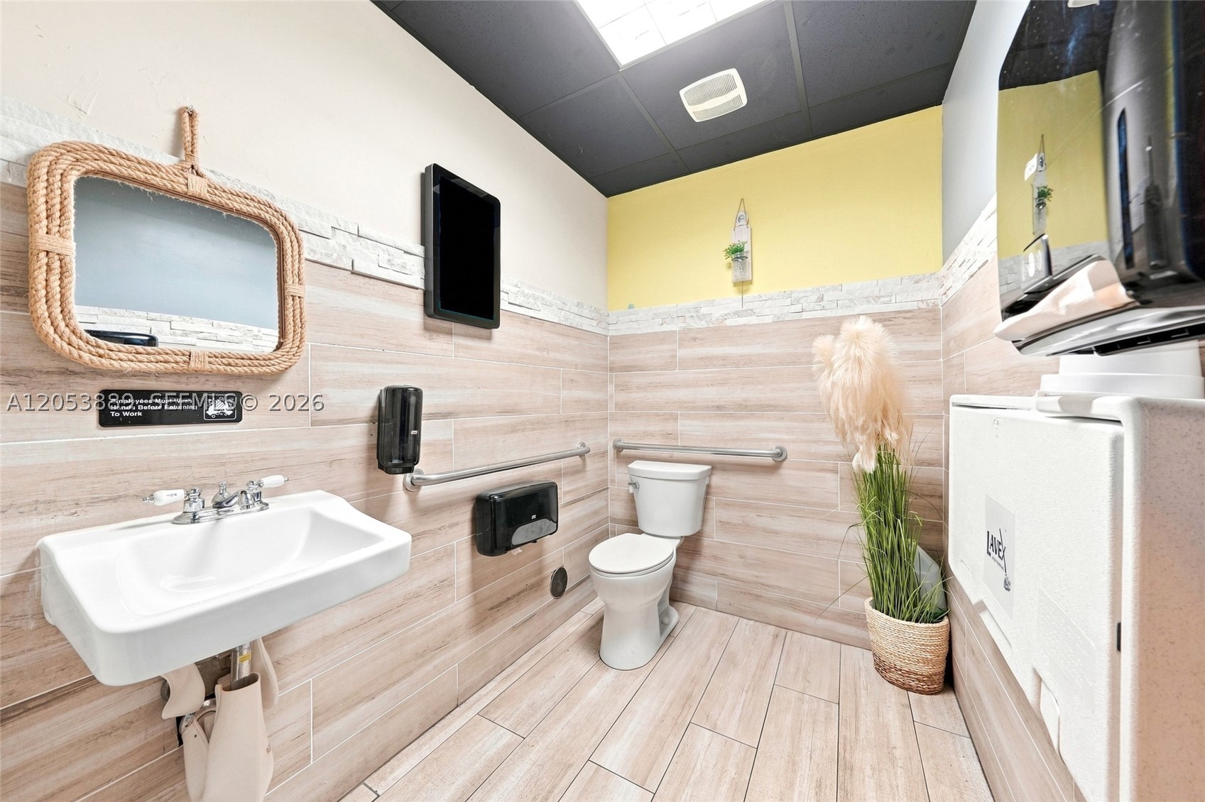 9457 Sw 56th St Property Photo 42