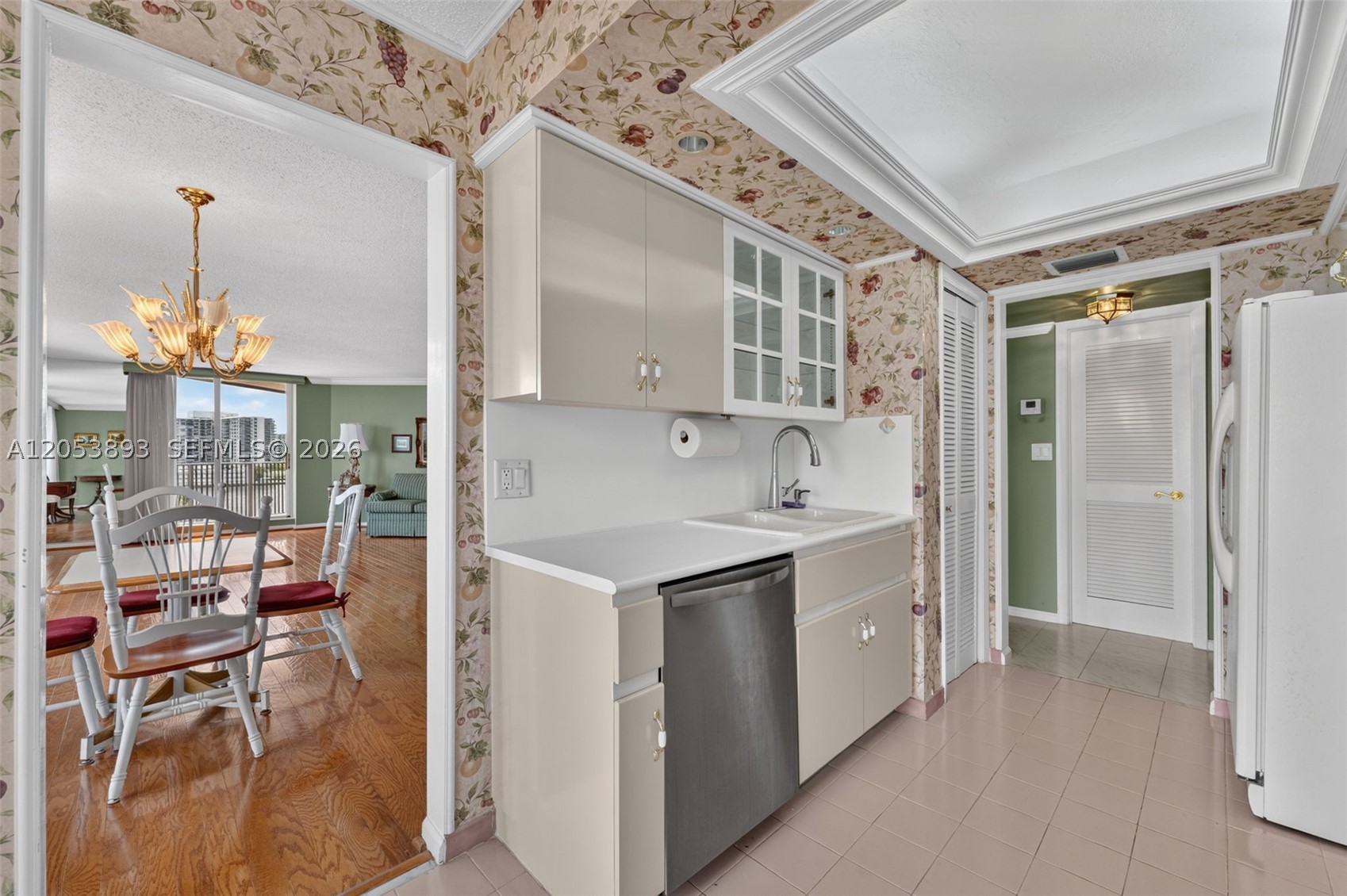 300 Three Islands Blvd 207 Property Photo 11