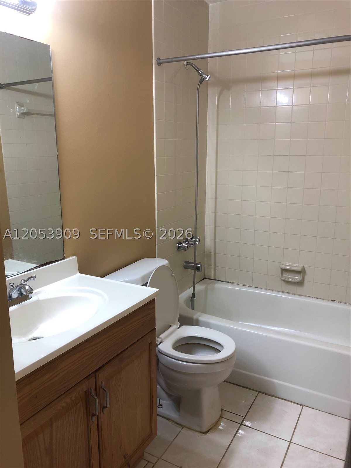 809 Ne 214th Ln 2 Property Photo 11