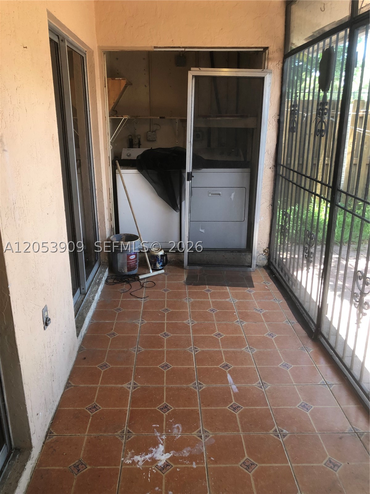 809 Ne 214th Ln 2 Property Photo 12