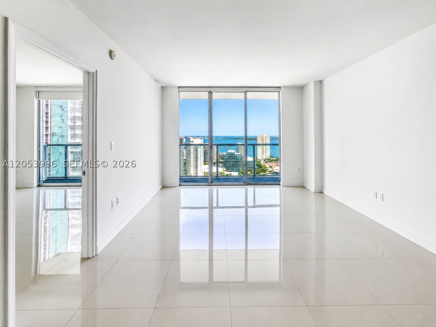 500 BRICKELL AVE 3200 Property Photo 1