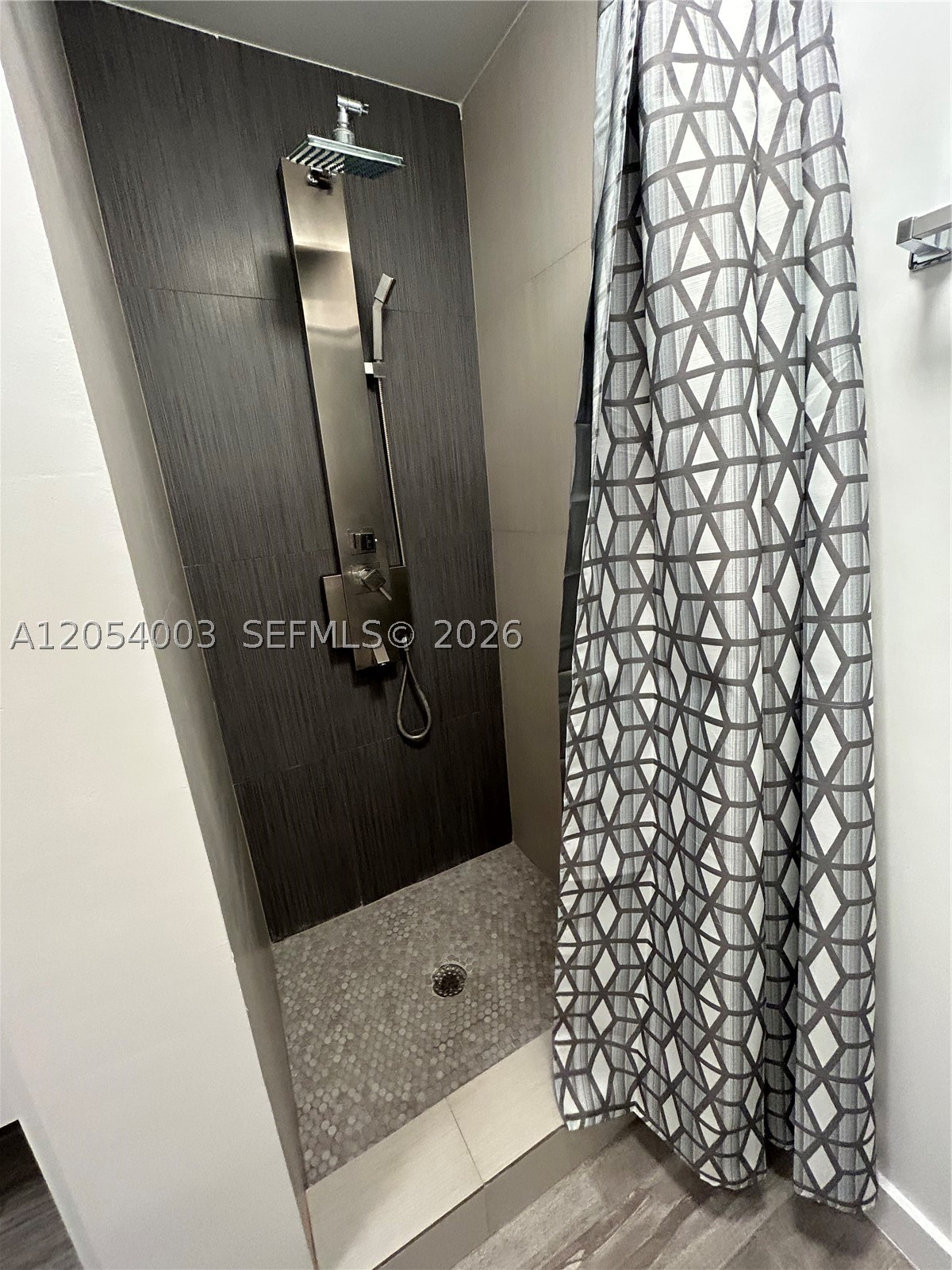 1035 Euclid Ave 27 Property Photo 5