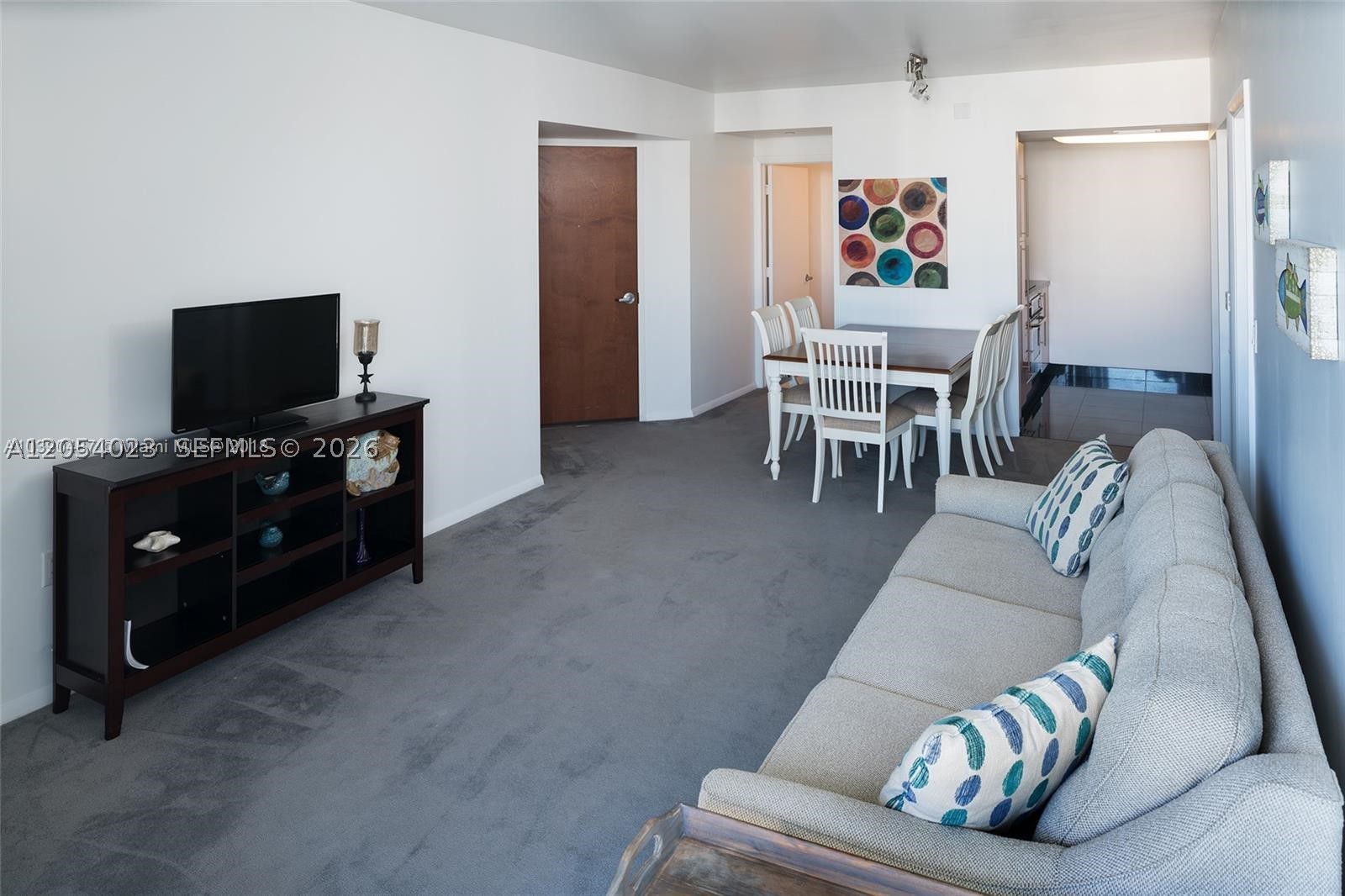 6365 Collins Ave 1811 Property Photo 3