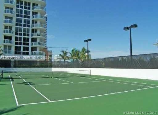 6365 Collins Ave 1811 Property Photo 8