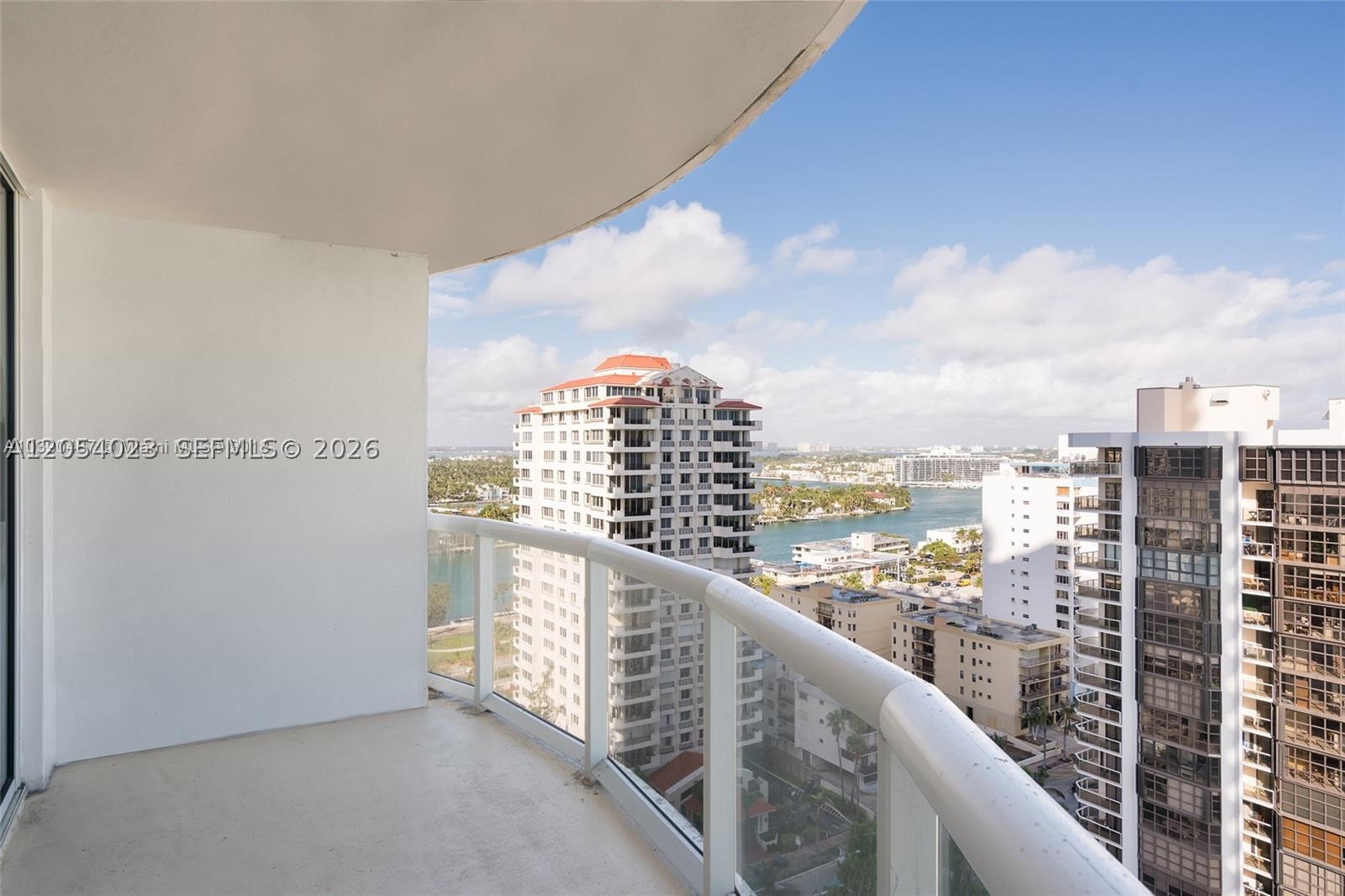 6365 Collins Ave 1811 Property Photo 10