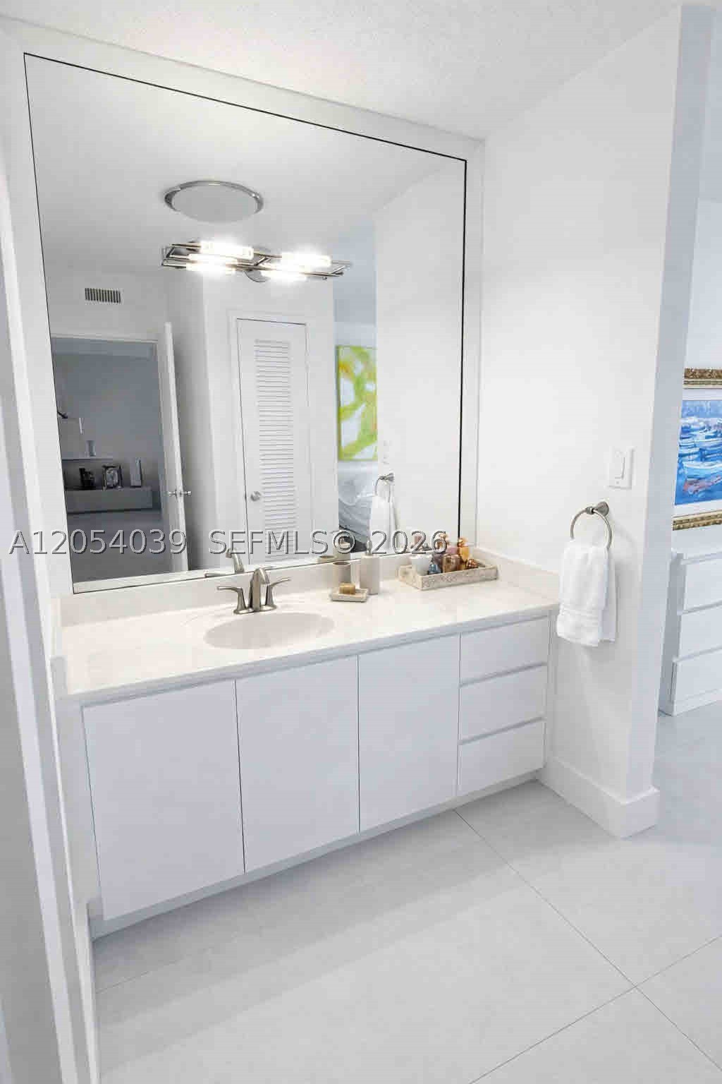 9225 Collins Ave 505 Property Photo 22