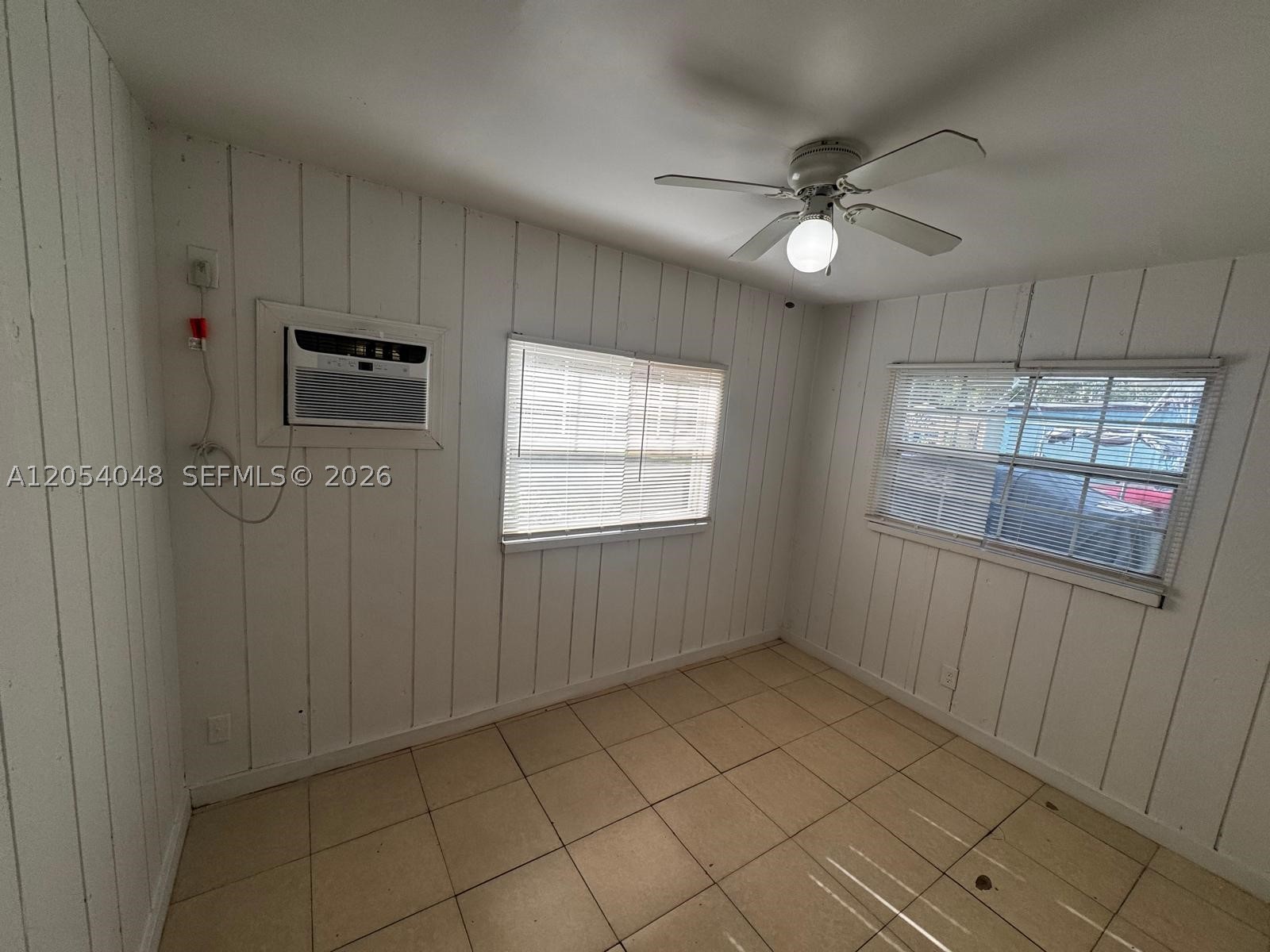 1354 Sw 26th Ave Property Photo 8